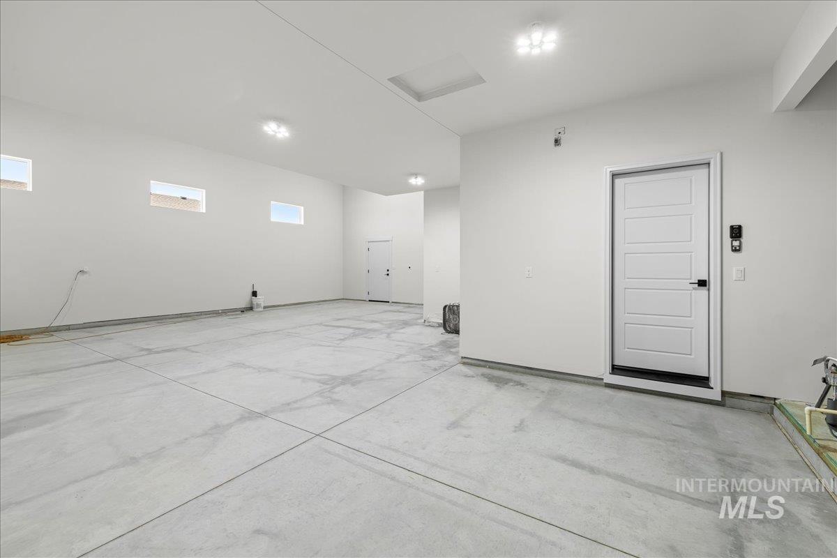 7402 E Newcastle Dr Property Photo 39