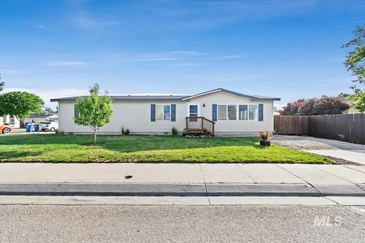 1404 River Run Ln