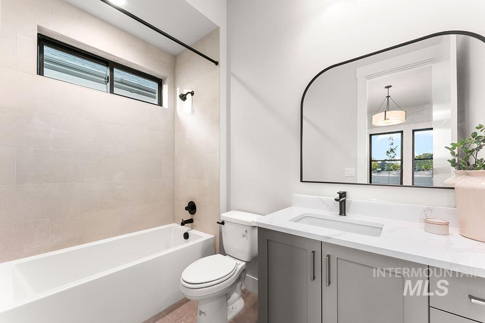 1028 N Gracie Ave Property Photo 24