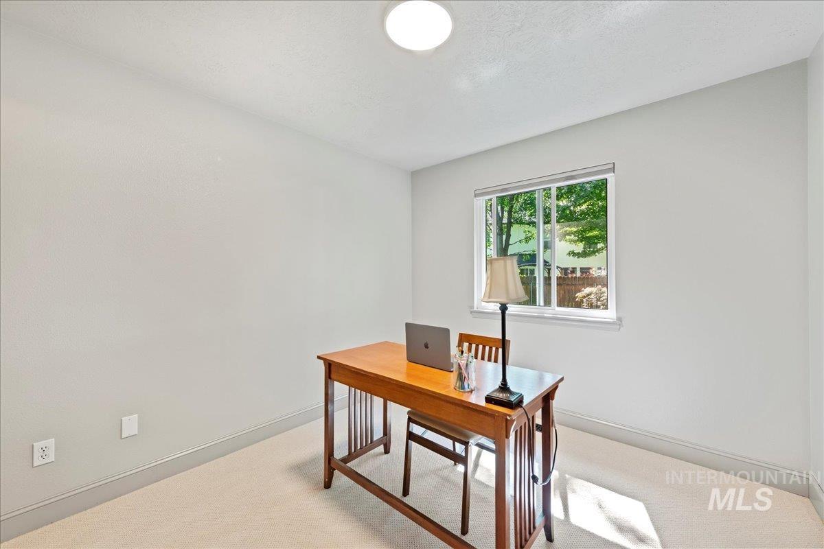 3411 N Summercrest Way Property Photo 23