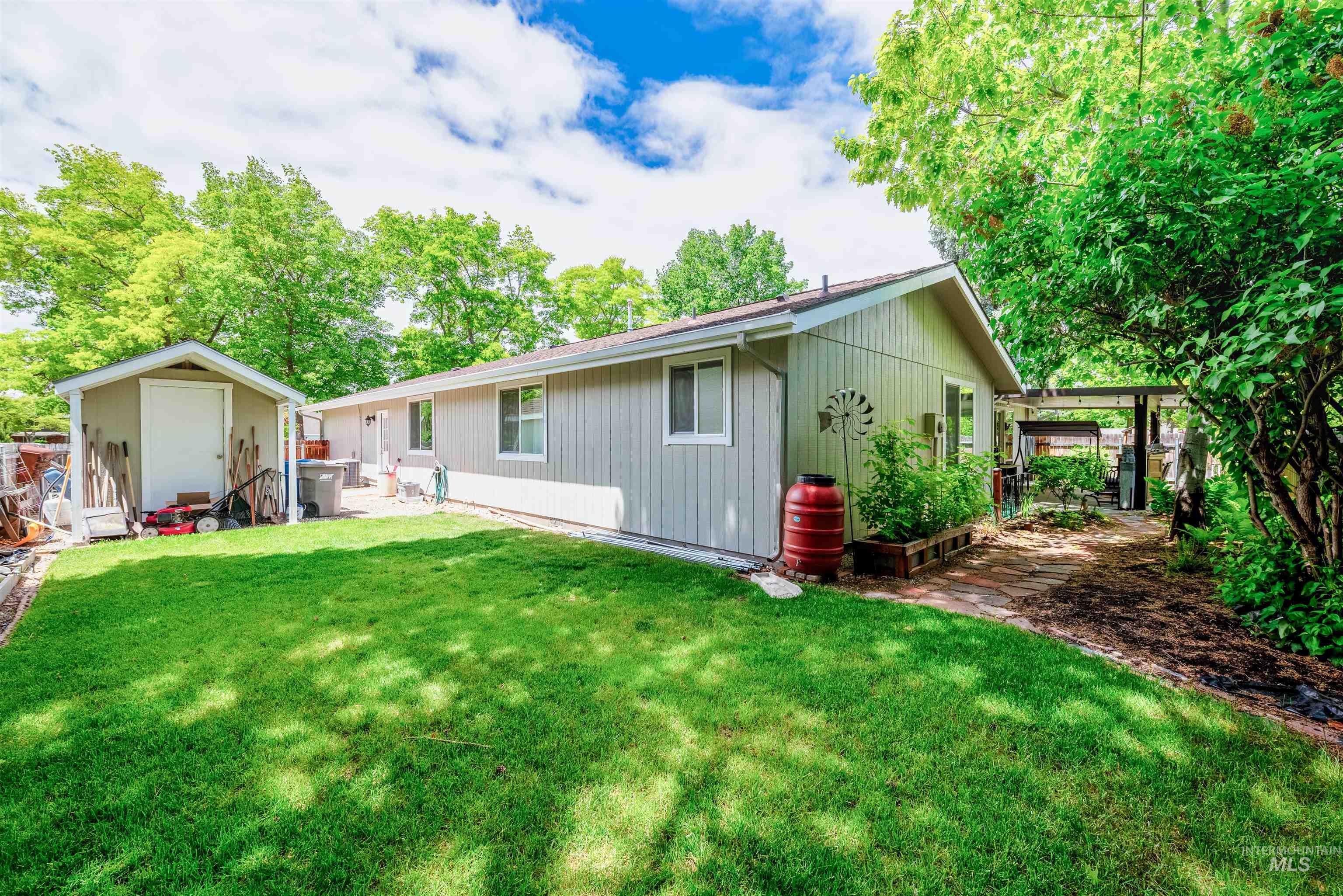 3170 S Chickory Way Property Photo 34