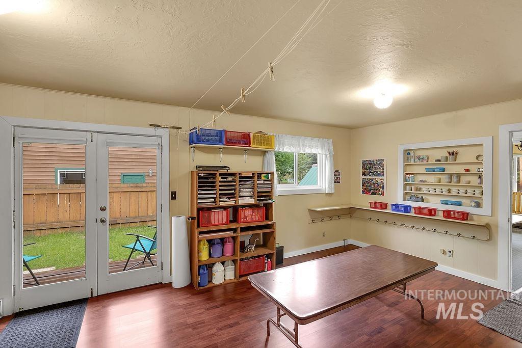 629 Thompson Ave. Property Photo 13