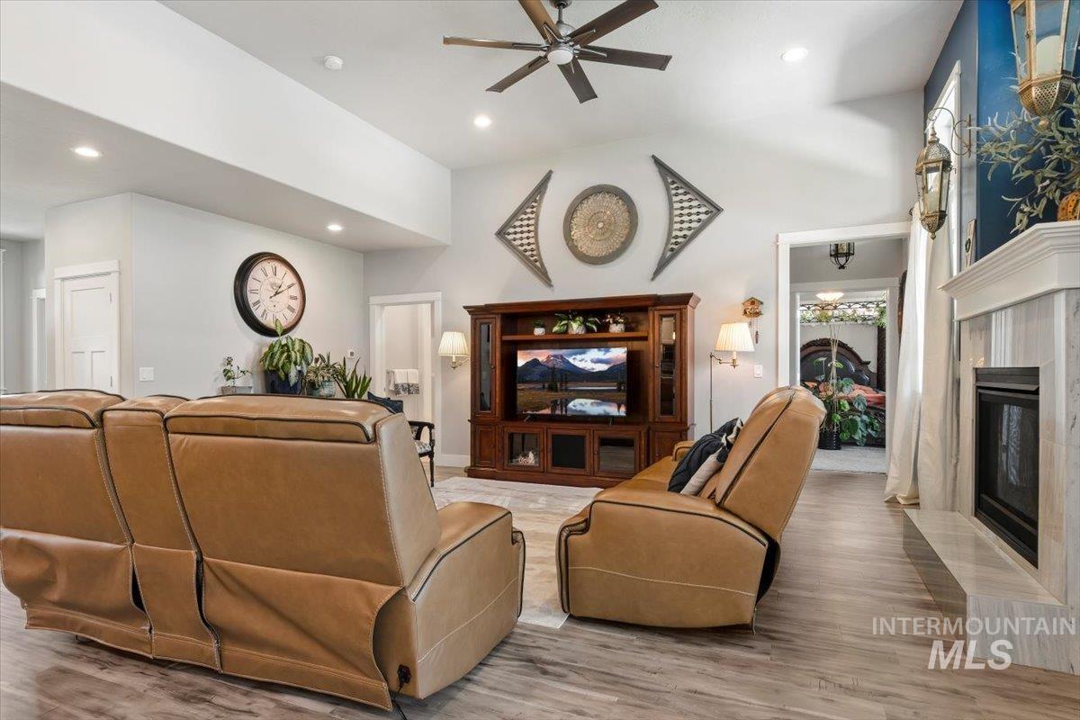 1616 S Secretariat Way Property Photo 9