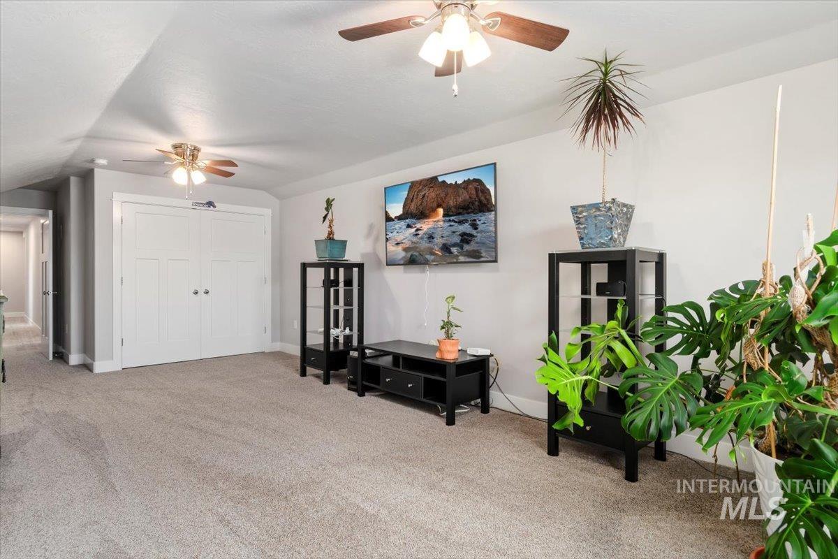 1616 S Secretariat Way Property Photo 32