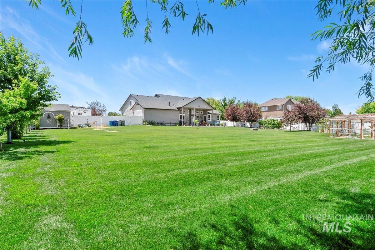 1616 S Secretariat Way Property Photo 41