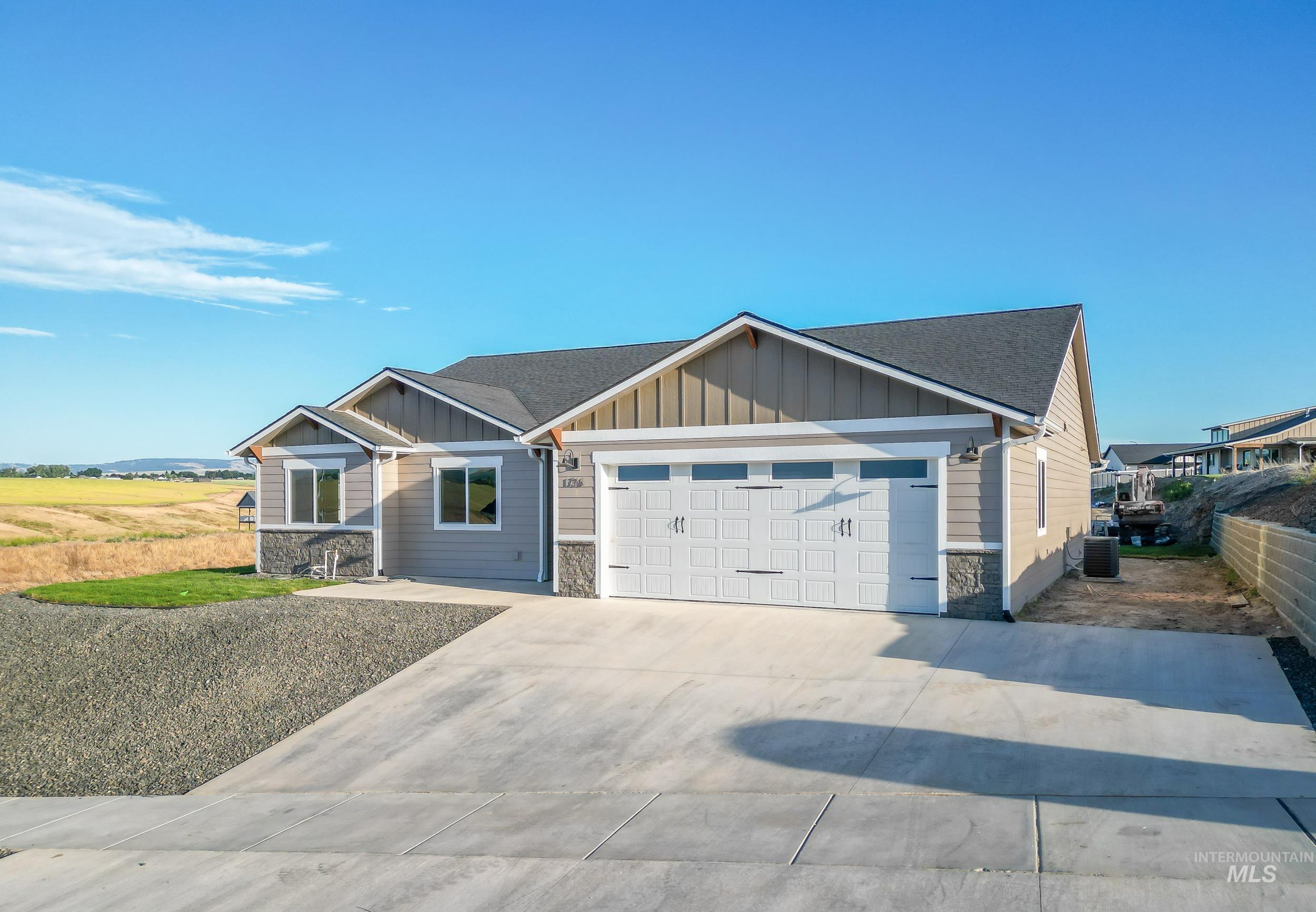 1736 Golden Hills Dr Property Photo 39