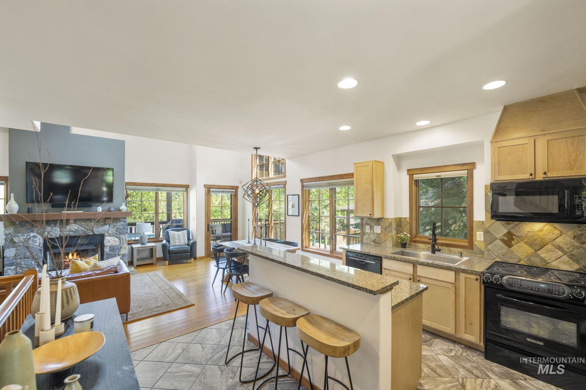 23 Golden Bar Court Property Photo 18