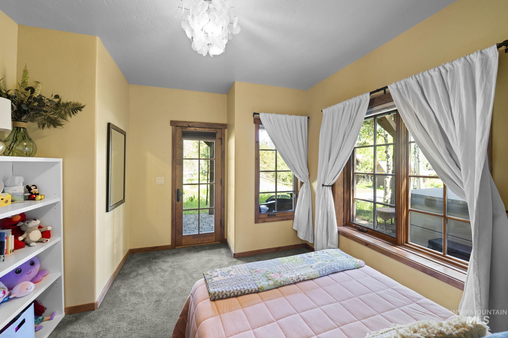 23 Golden Bar Court Property Photo 39