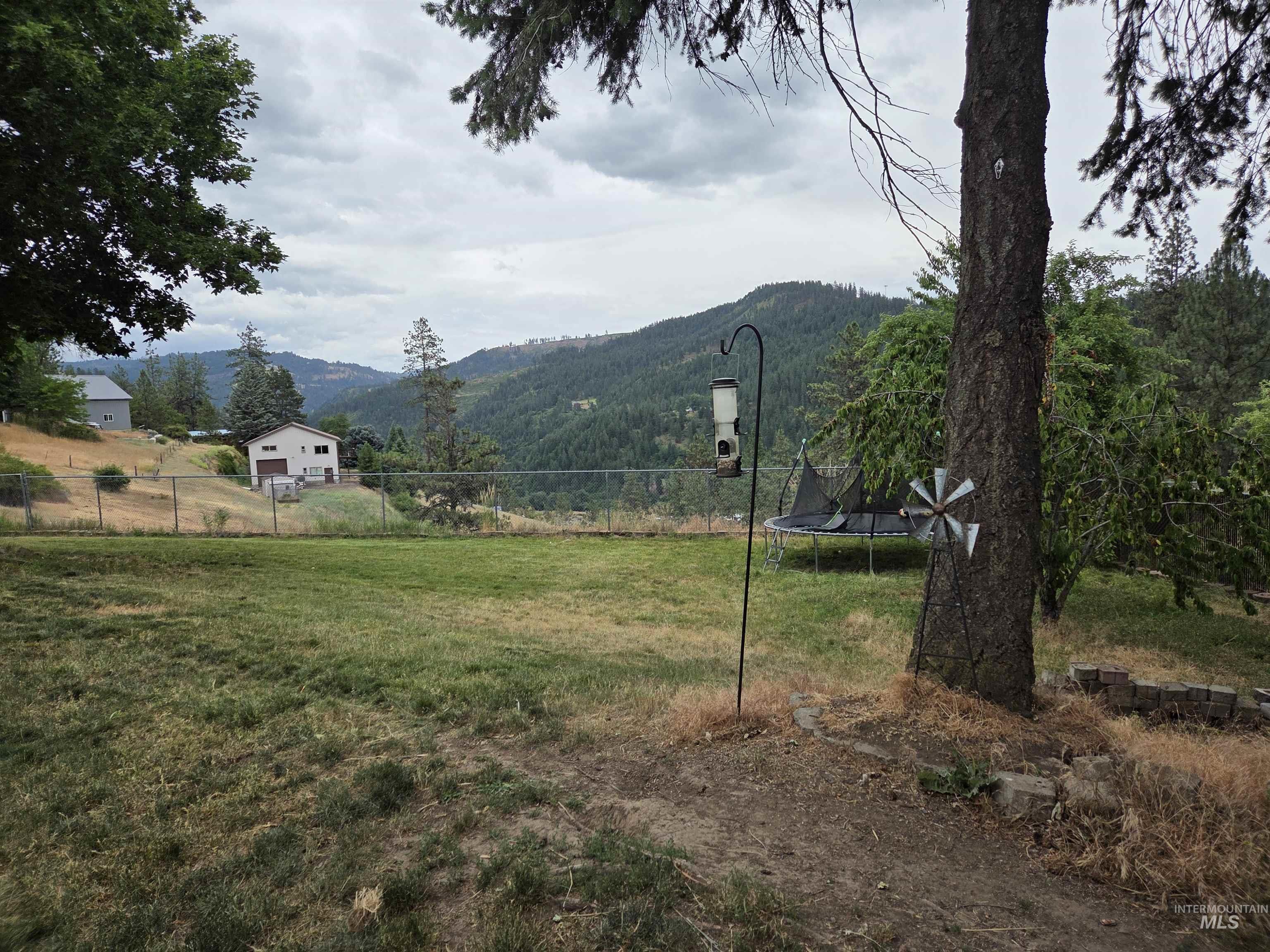 256 Shasta Circle Property Photo 36