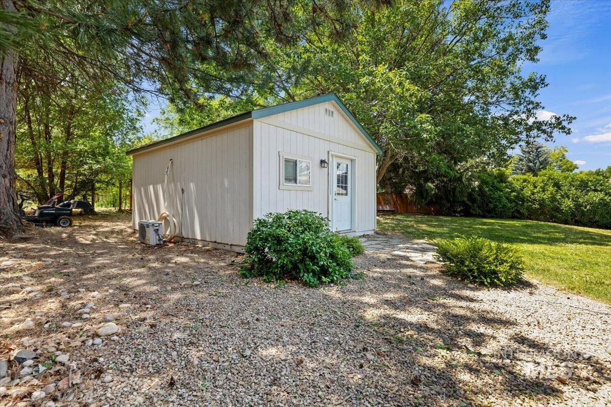 11337 W Tioga St Property Photo 39