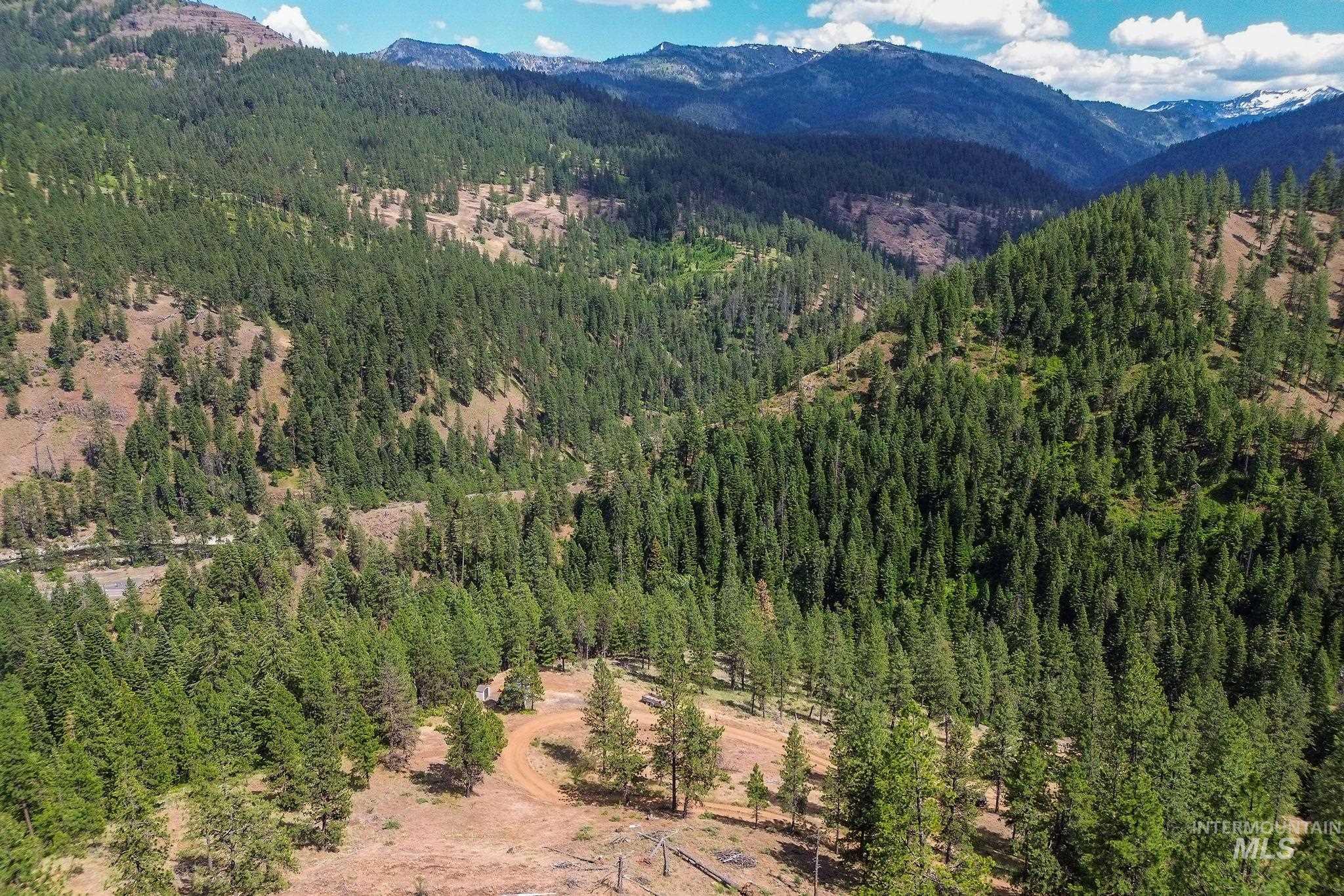 28 Hillman Basin Rd Property Photo 4