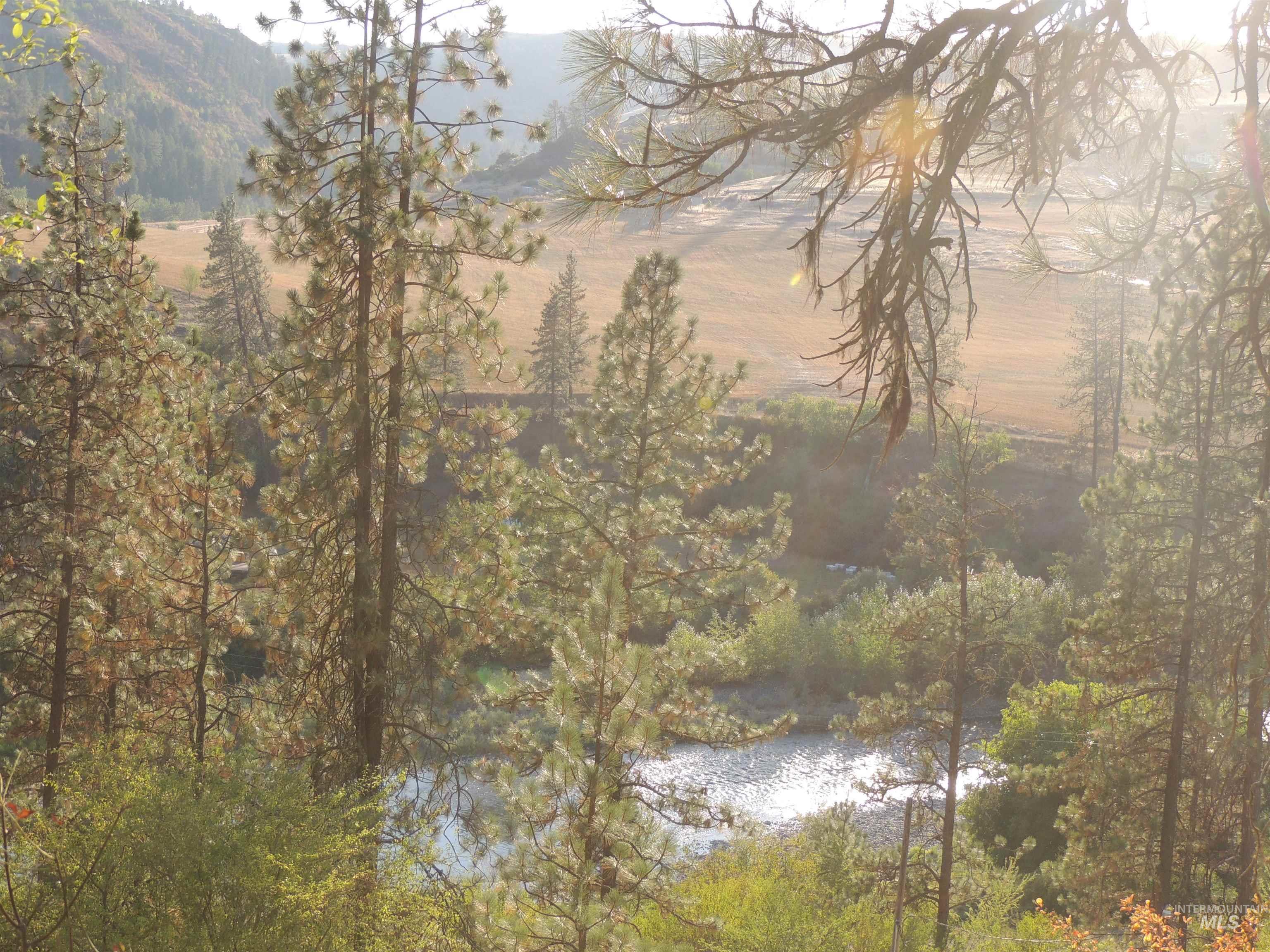 3976 Highway 13 Property Photo 1