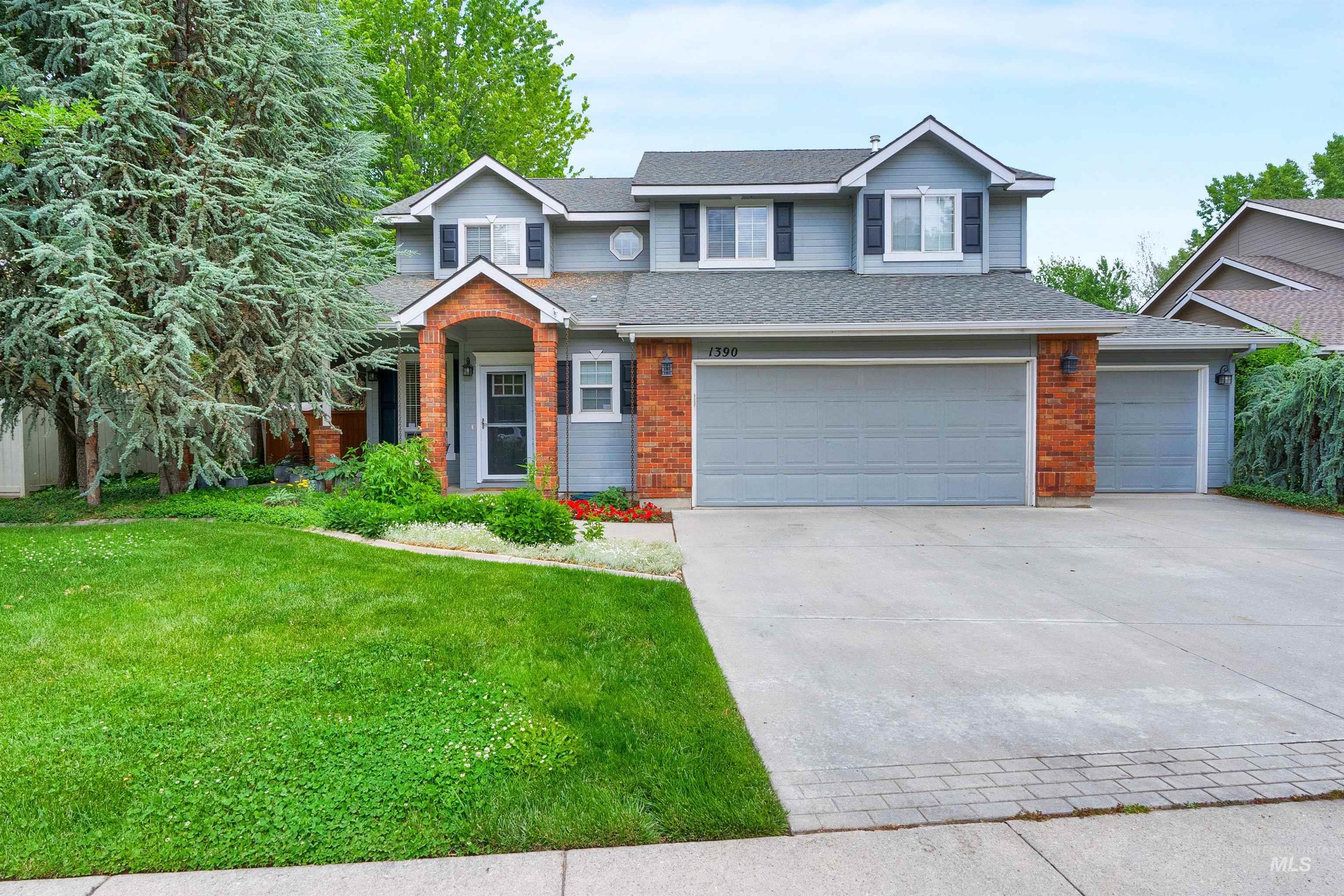 1390 E Prohaska Court Property Photo 1