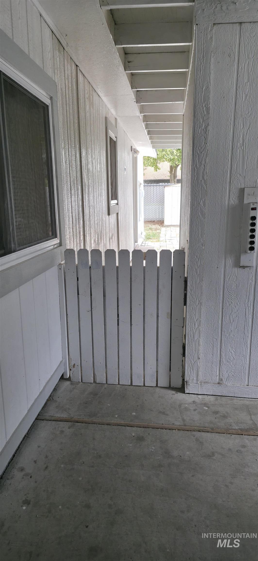 10675 W W Glen Ellyn Street Property Photo 25