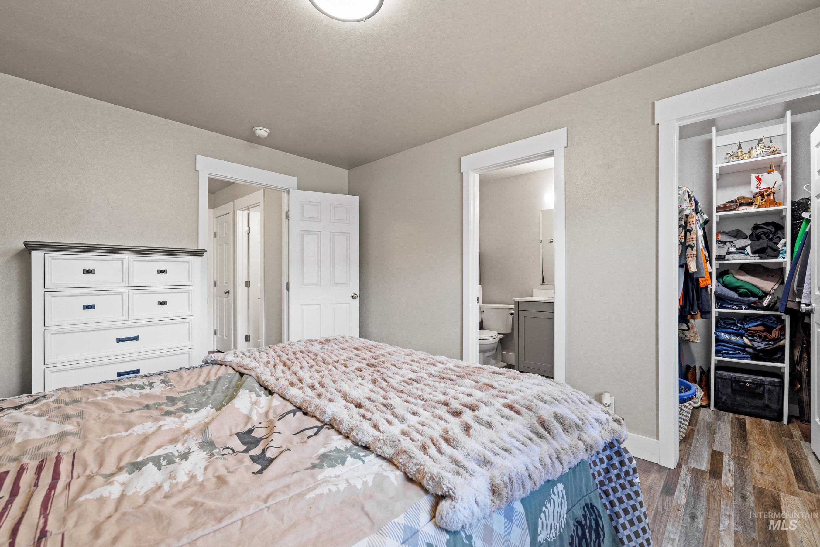 413 Margaret Way Property Photo 17