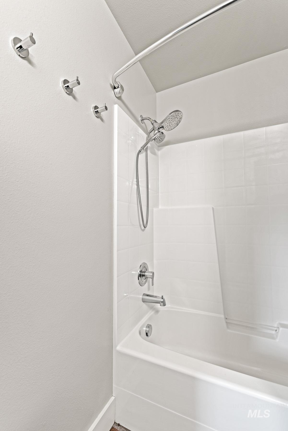 413 Margaret Way Property Photo 21