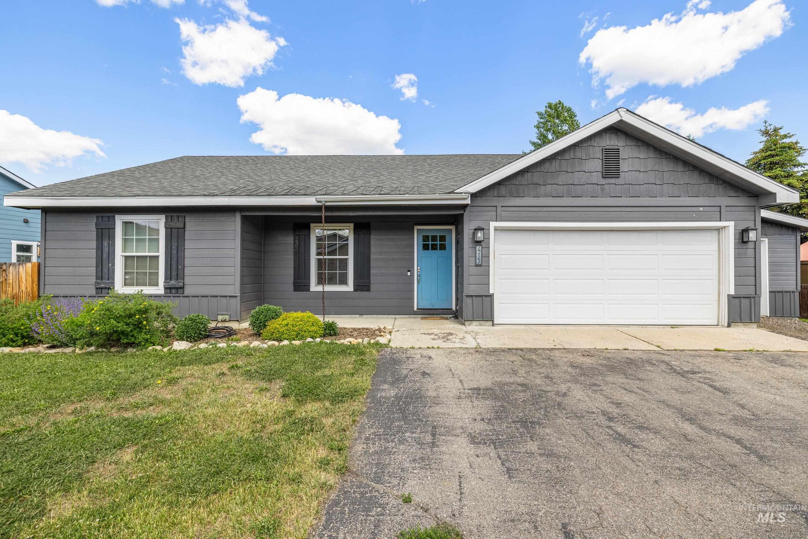413 Margaret Way Property Photo 26