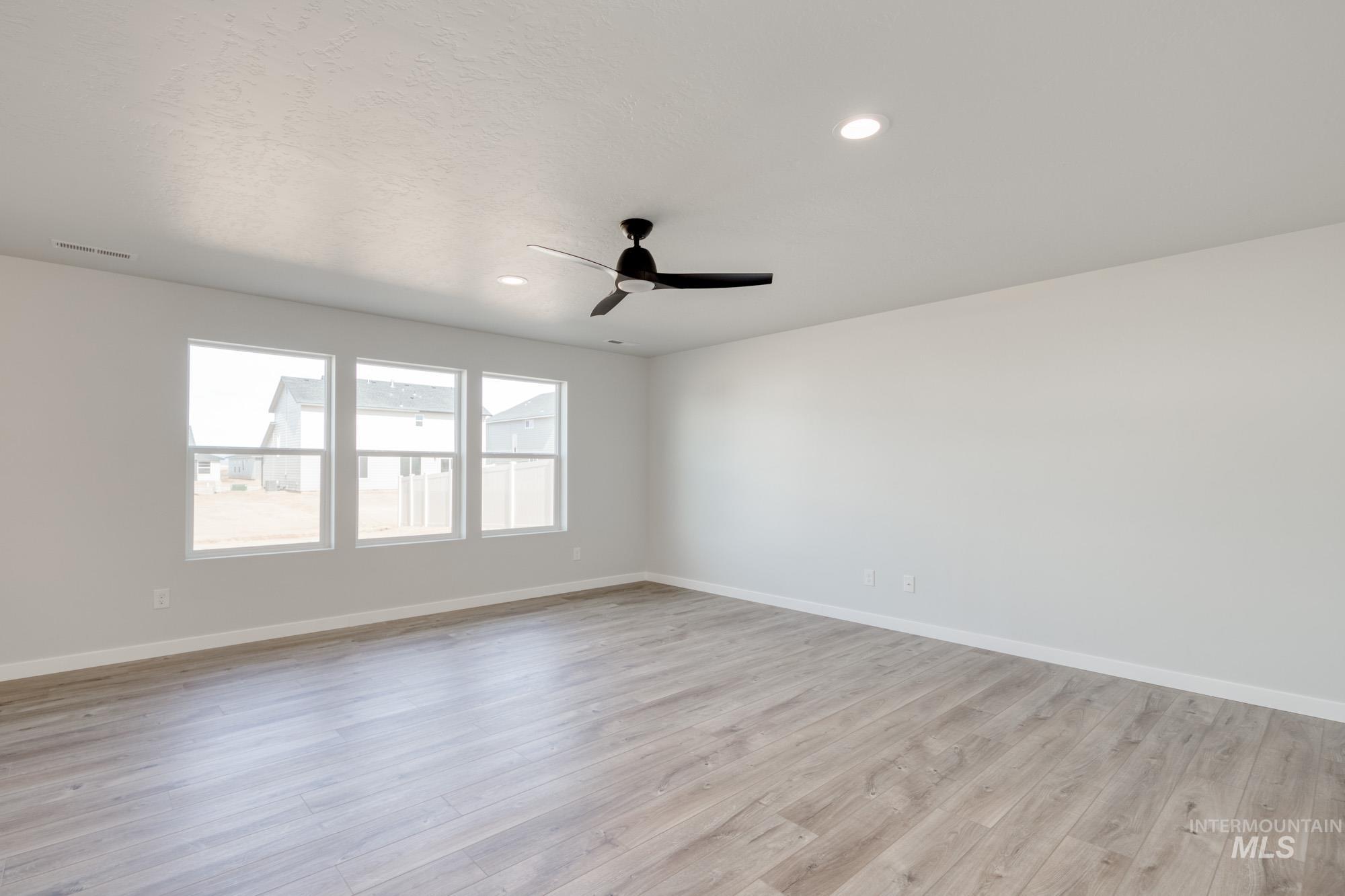 2333 N Lithodora Ave Property Photo 15