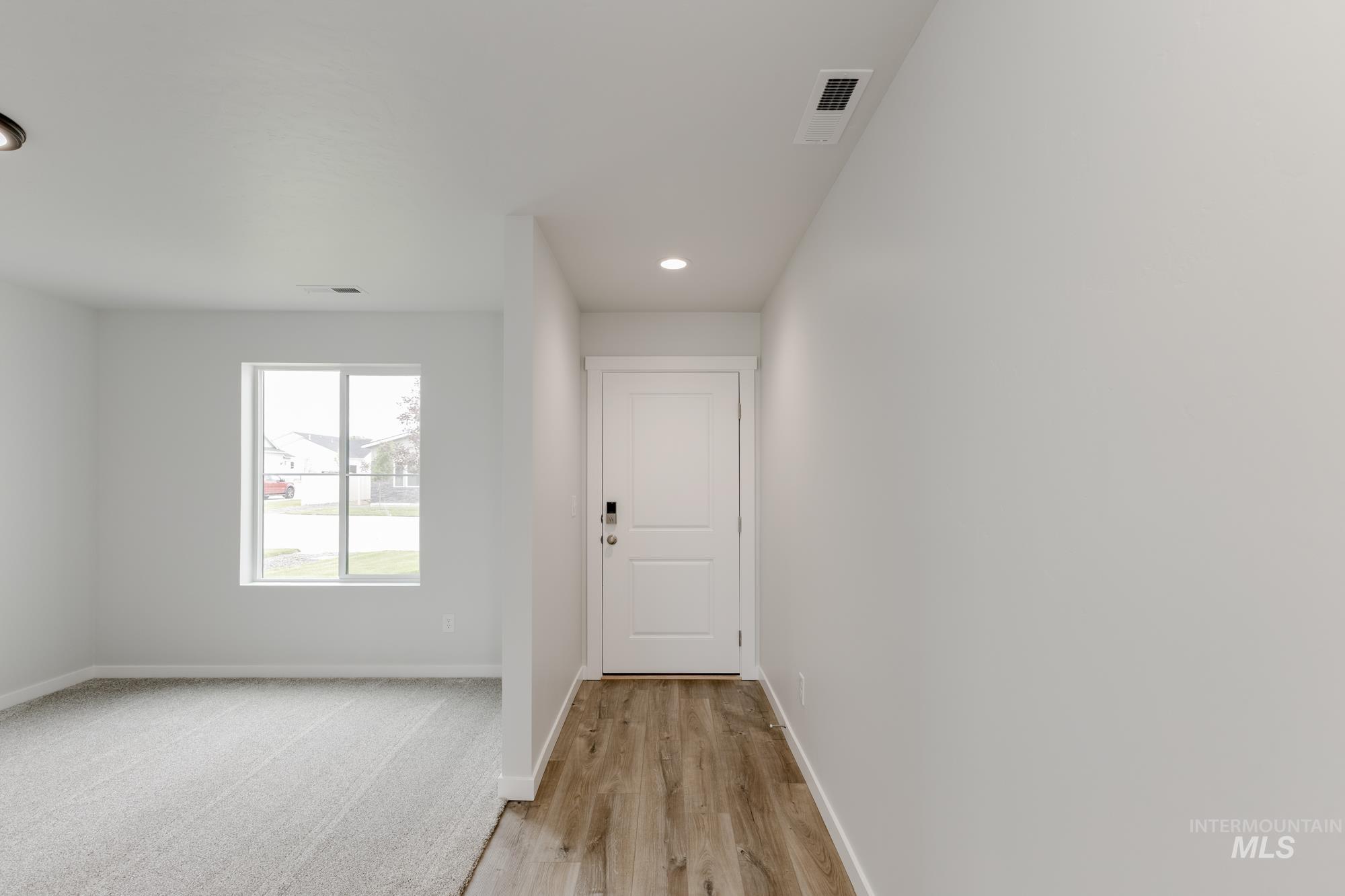 2361 N Lithodora Ave Property Photo 2