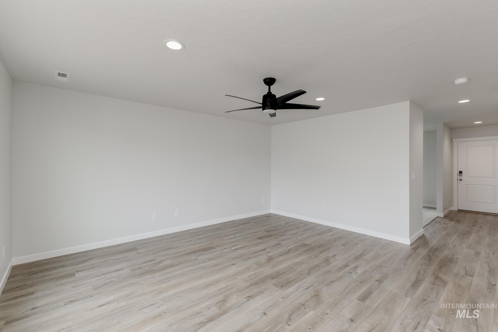 2361 N Lithodora Ave Property Photo 10