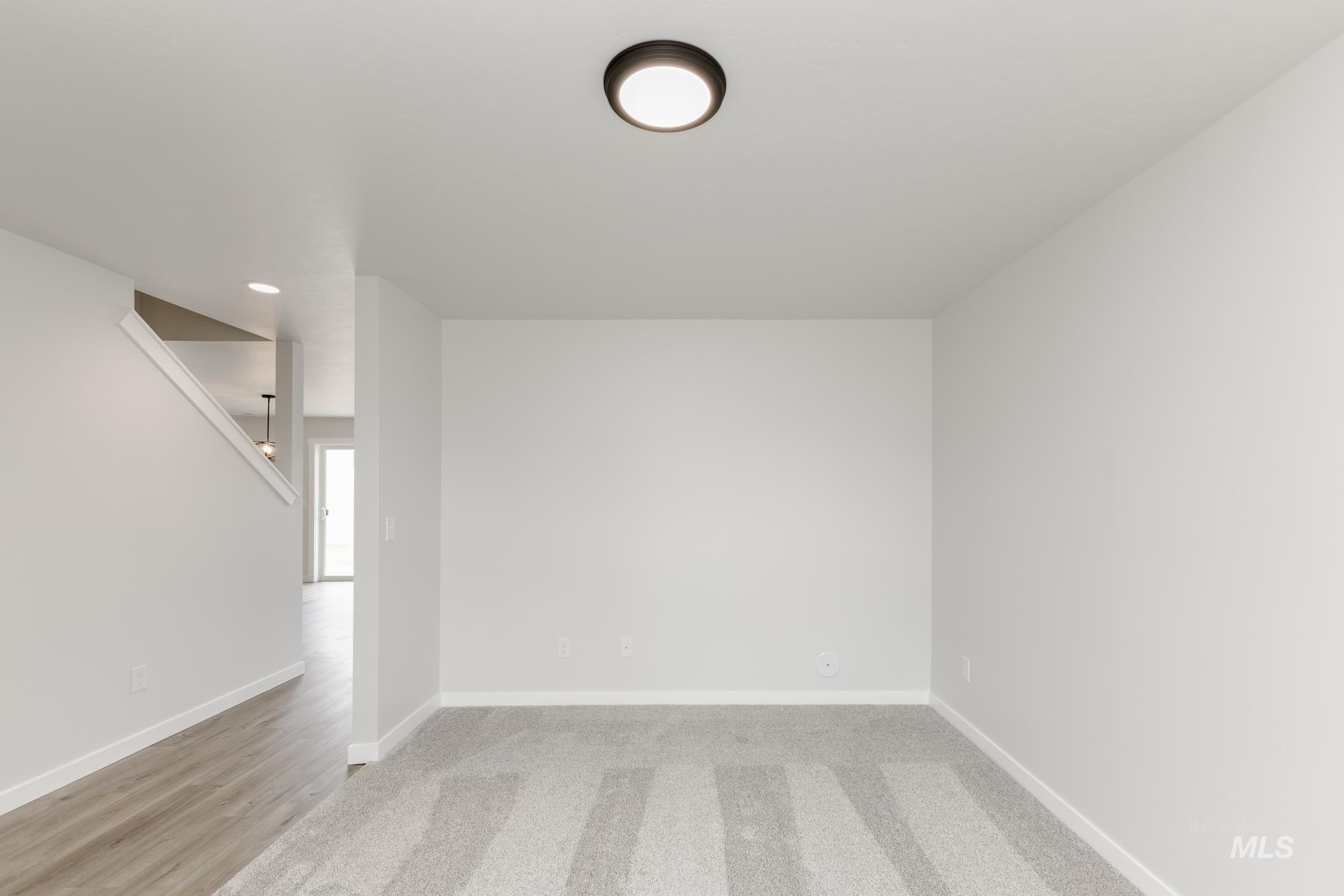 2361 N Lithodora Ave Property Photo 12
