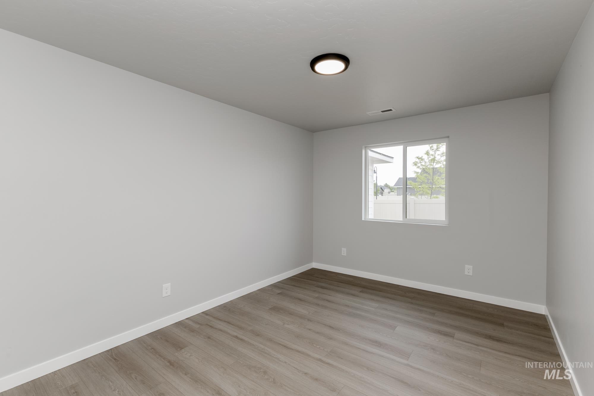 2268 N Carly Ave Property Photo 10