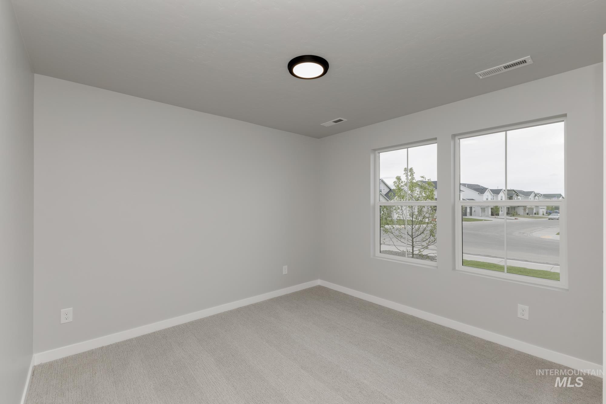 2268 N Carly Ave Property Photo 11