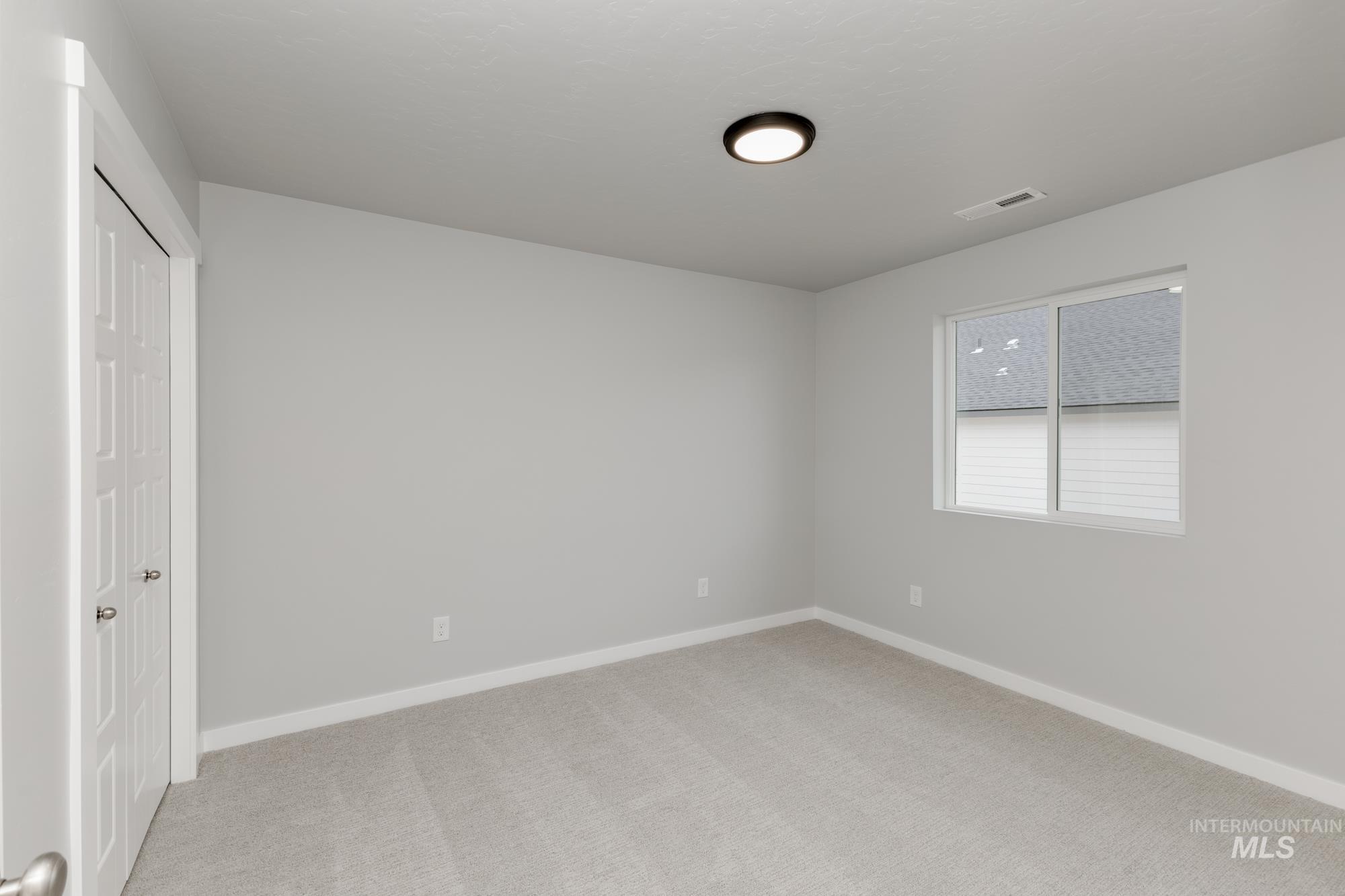 2268 N Carly Ave Property Photo 12