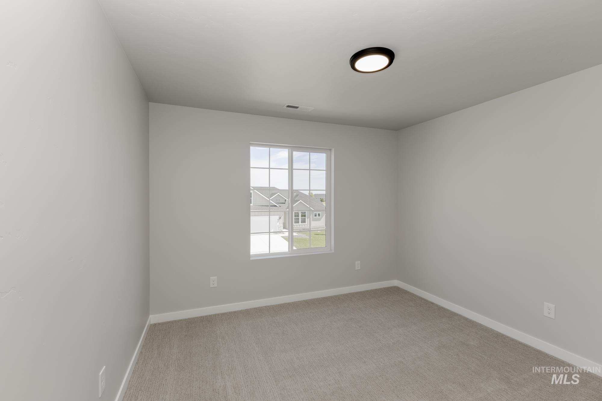 625 W Striped Owl St Property Photo 15