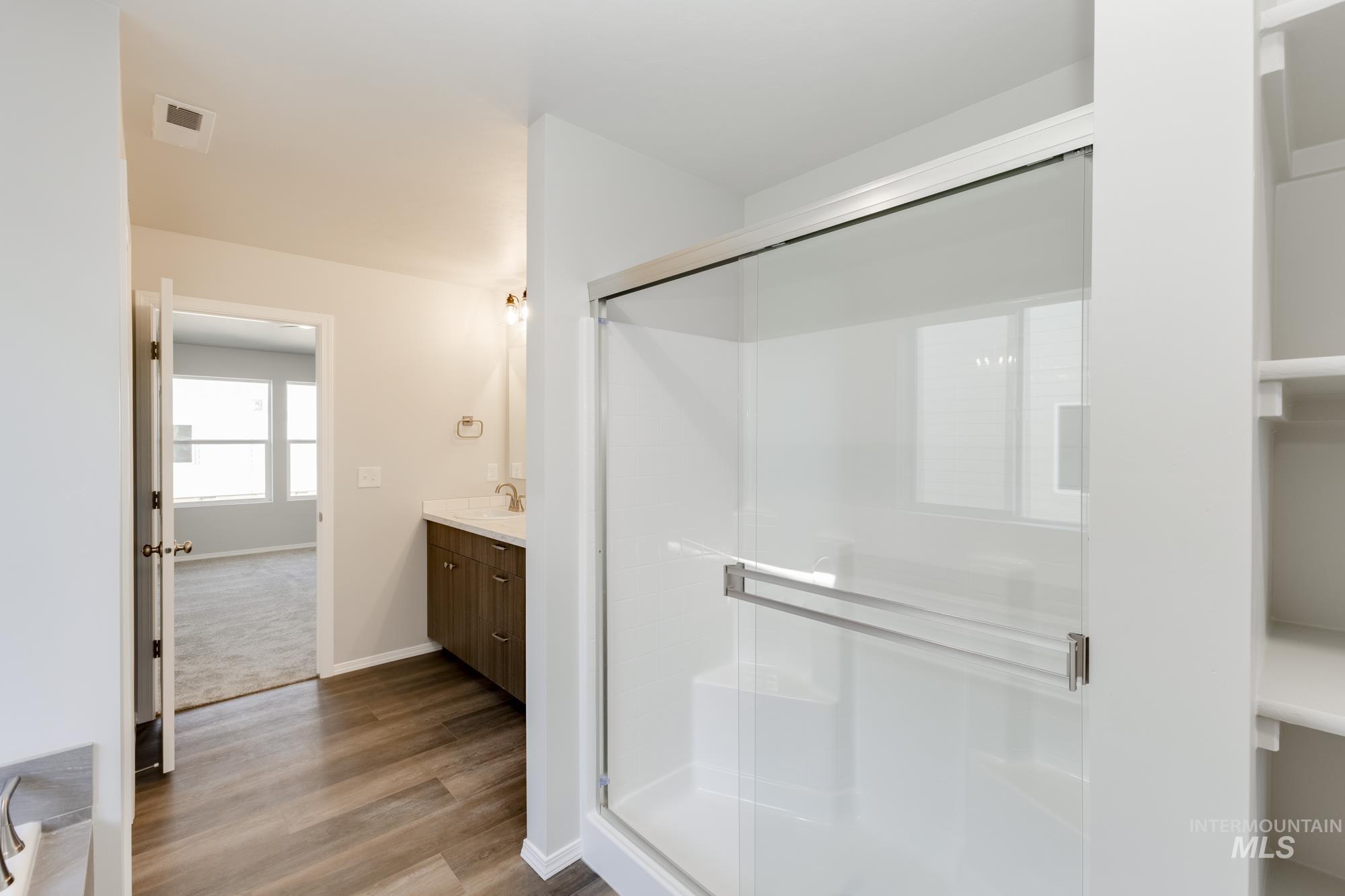 661 W Snowy Owl St Property Photo 18