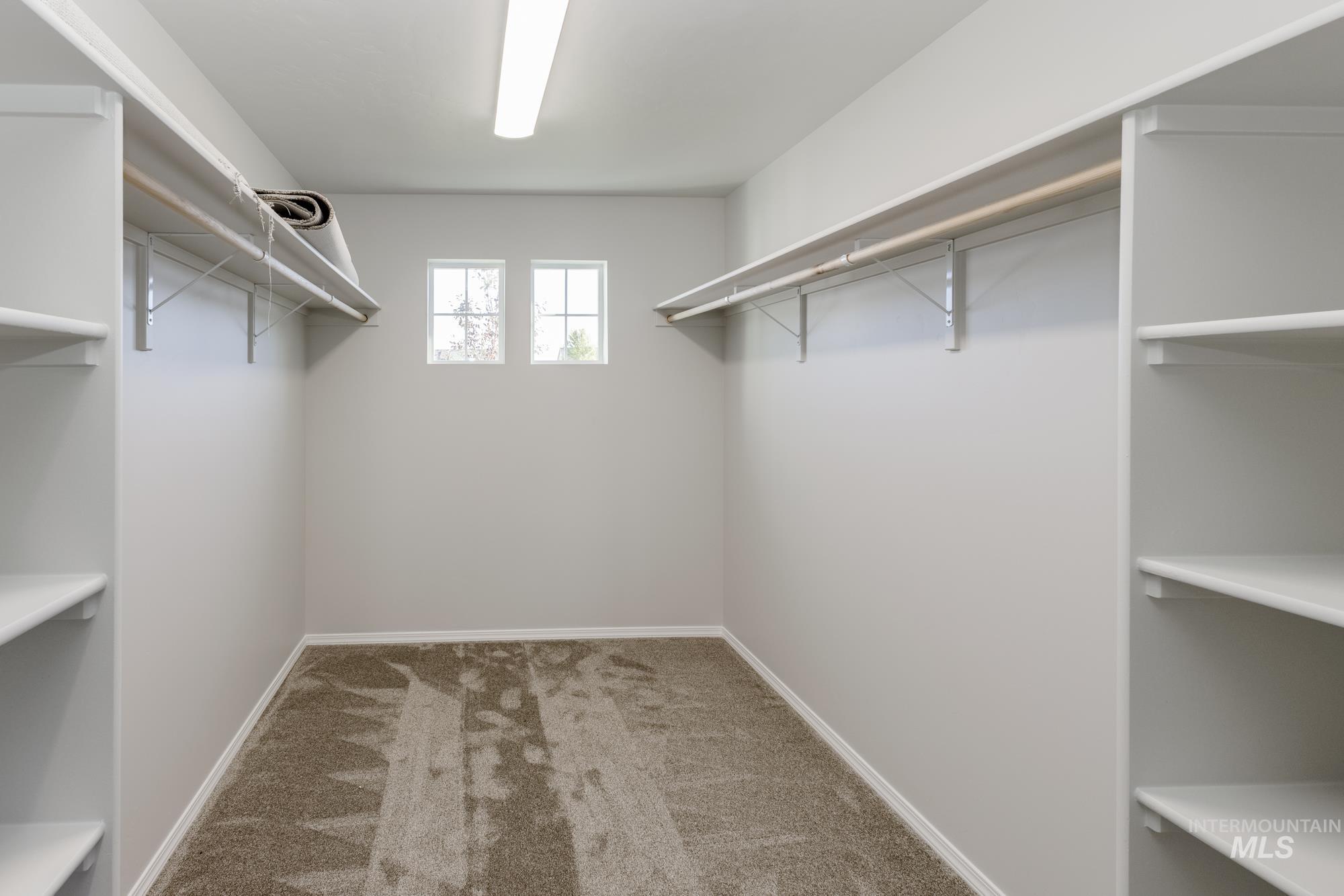 661 W Snowy Owl St Property Photo 19