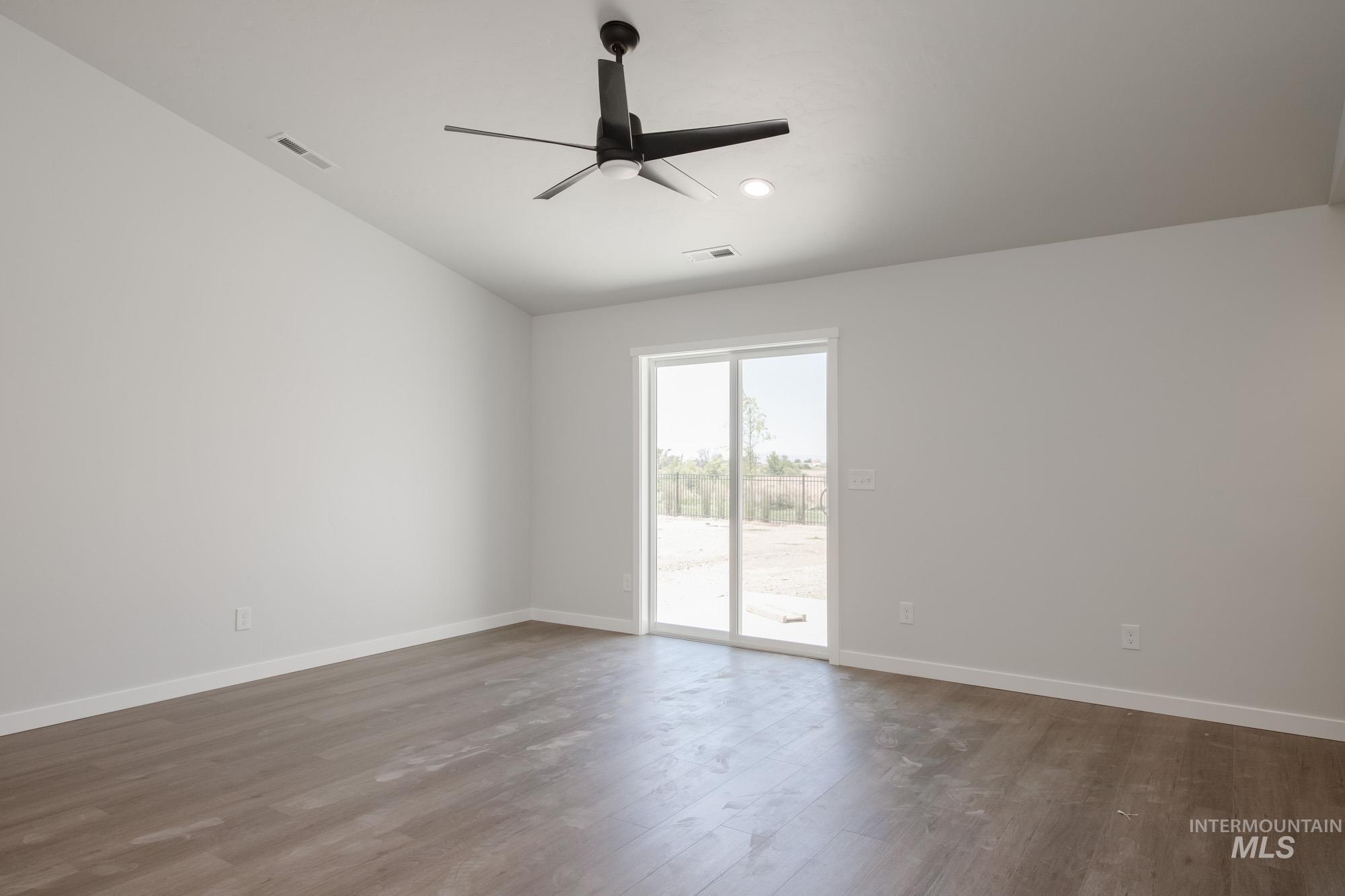 2923 N Arroyo Vista Way Property Photo 8