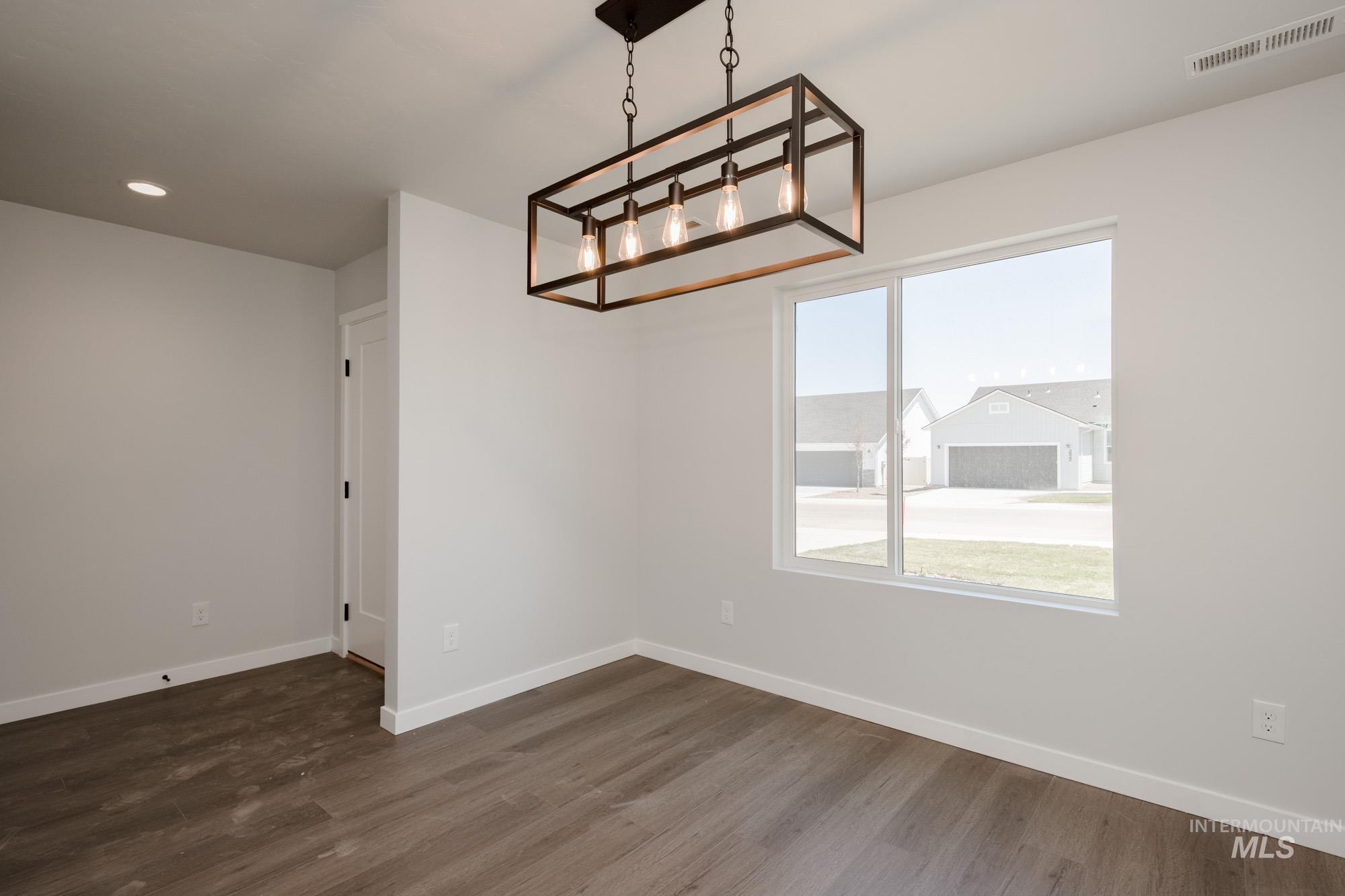 2923 N Arroyo Vista Way Property Photo 12