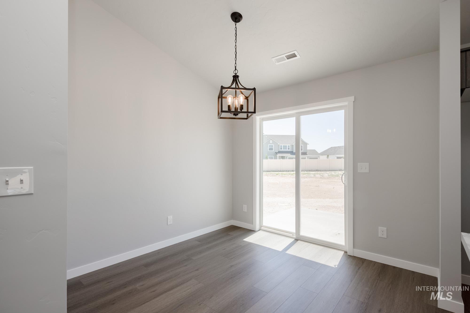 2897 W Animas Creek Dr Property Photo 9