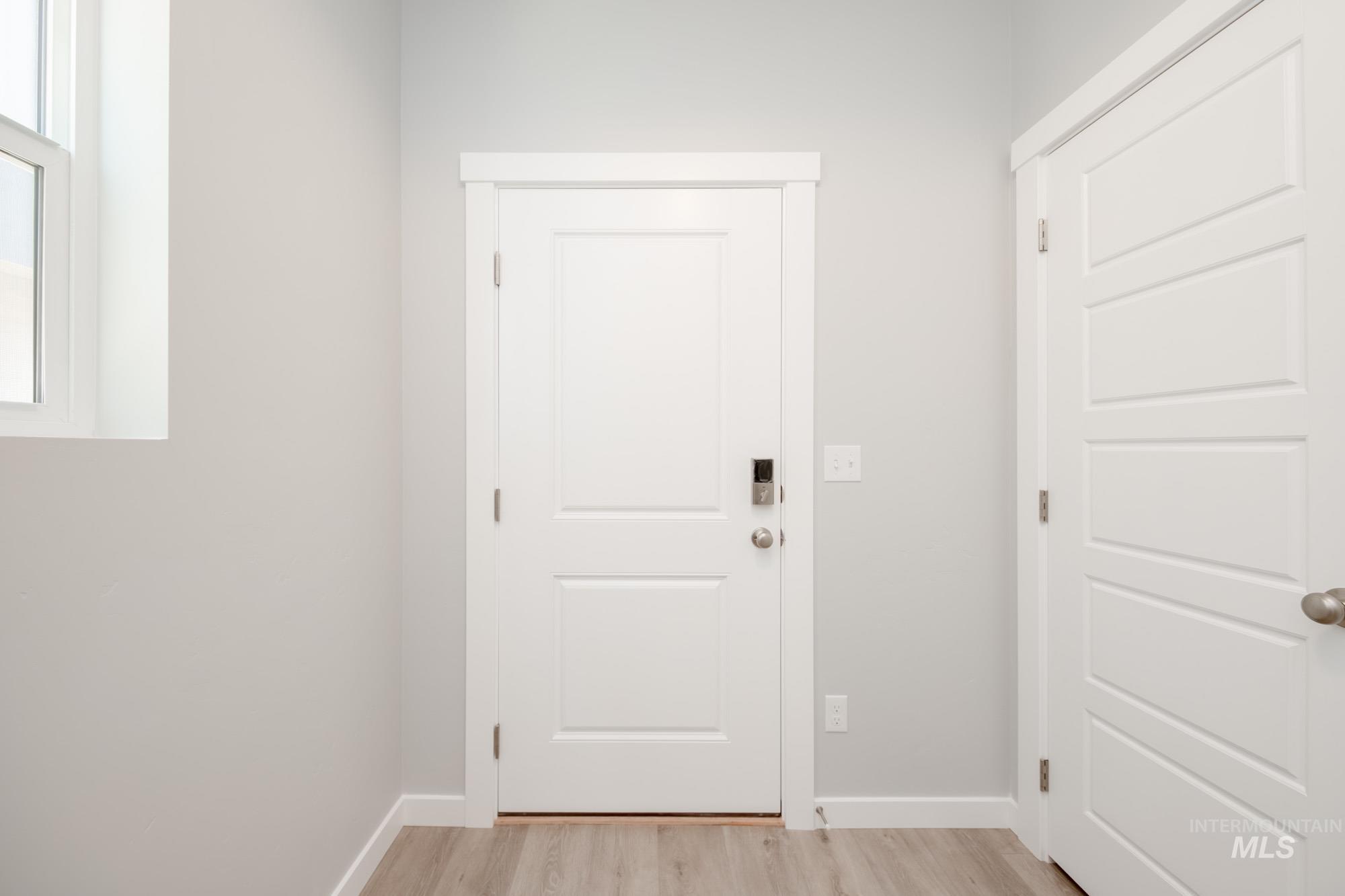 4216 E Woodmurra St Property Photo 3