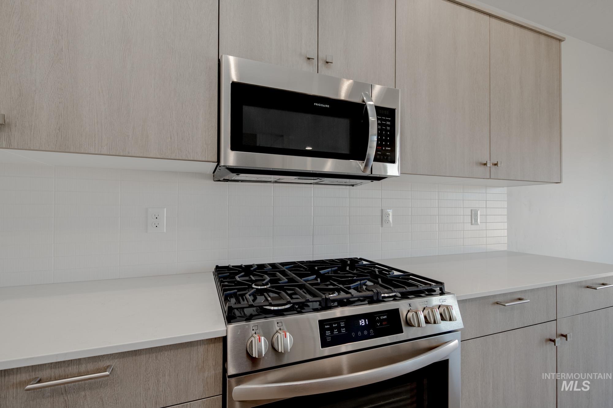 4216 E Woodmurra St Property Photo 8