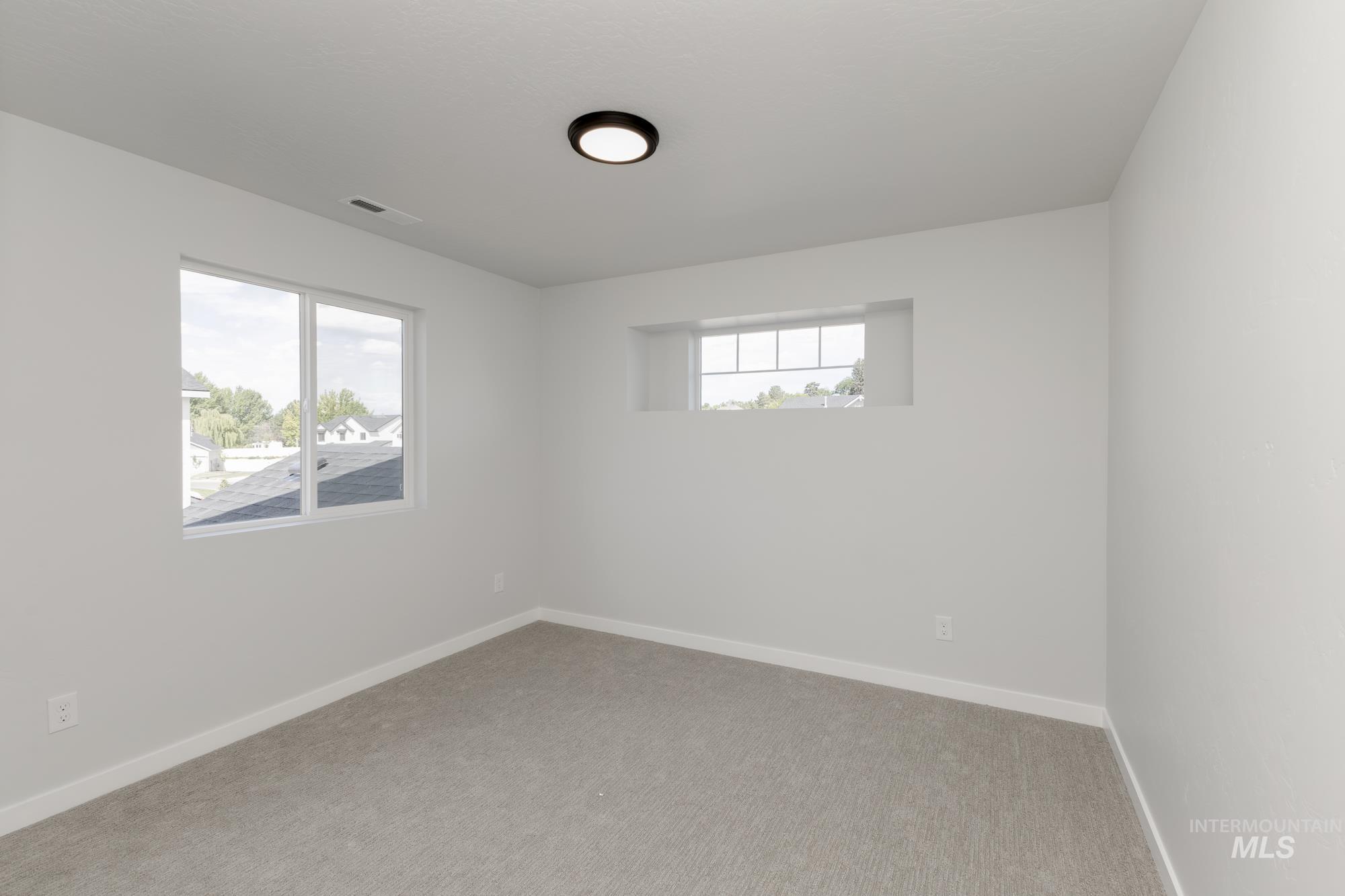 919 E Perjue Basin Dr Property Photo 17