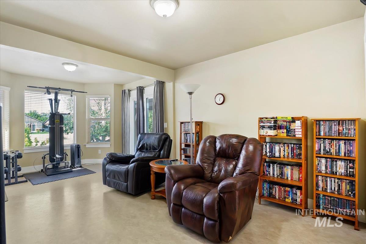 9538 Silverbirch Property Photo 15