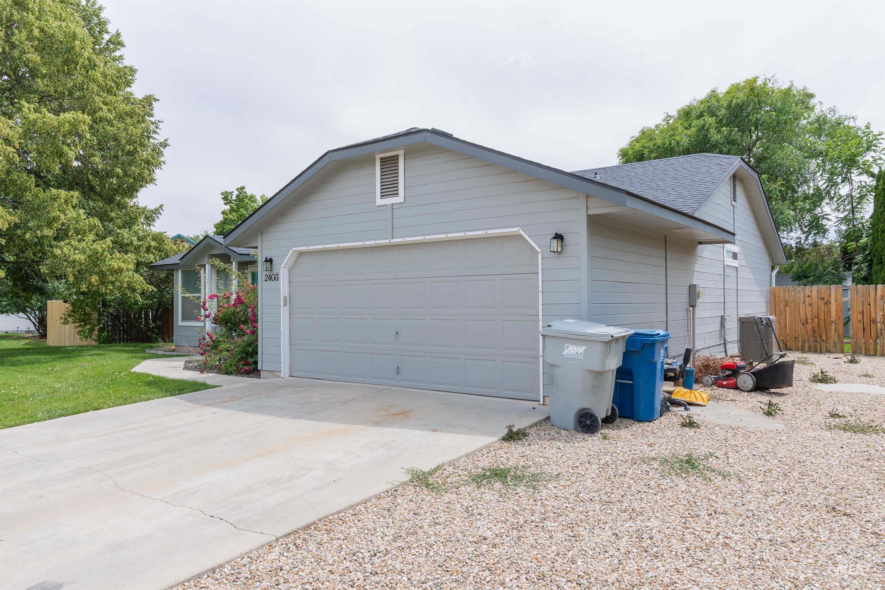 2403 Sunflower Dr. Property Photo 6