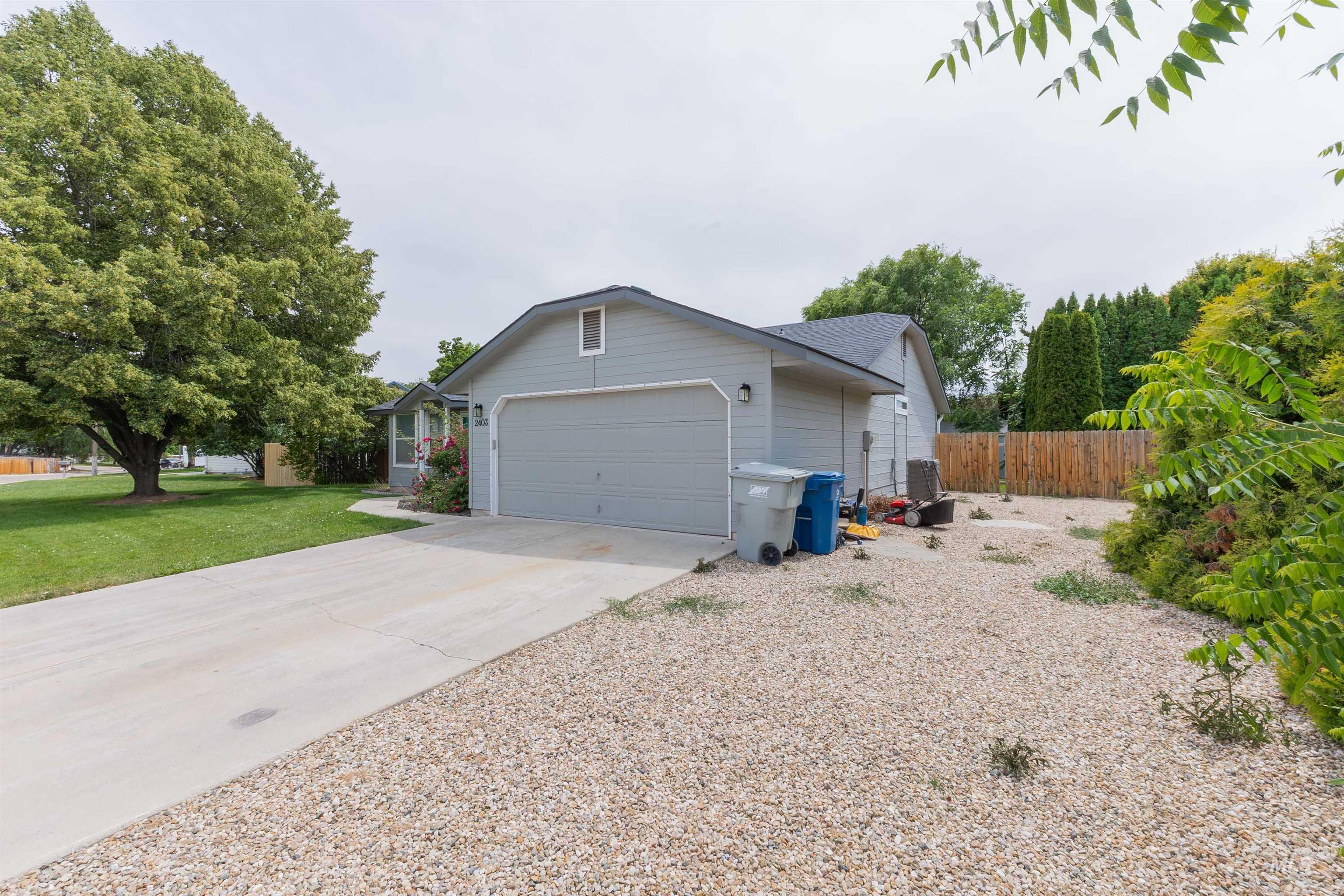 2403 Sunflower Dr. Property Photo 7