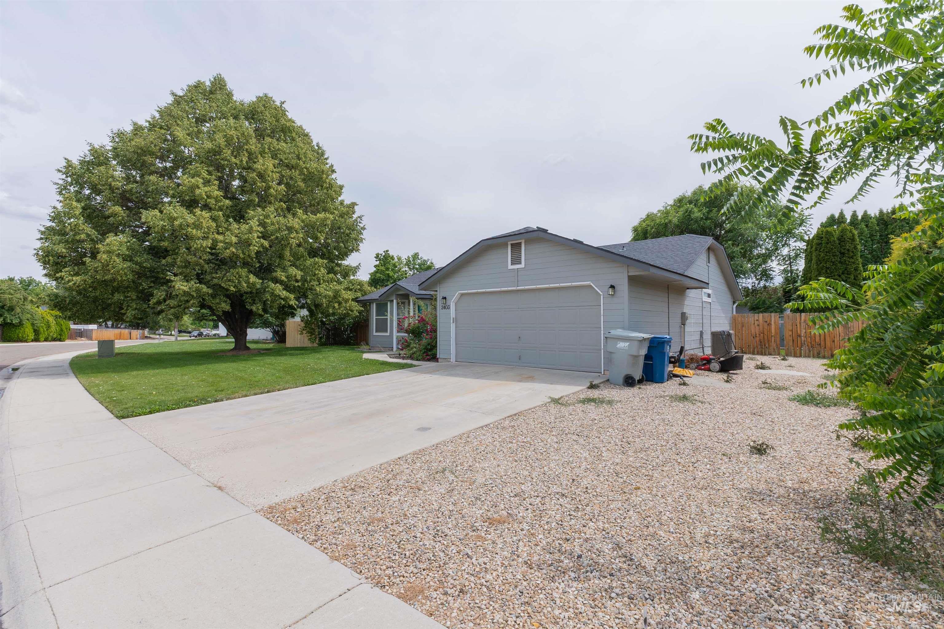 2403 Sunflower Dr. Property Photo 8