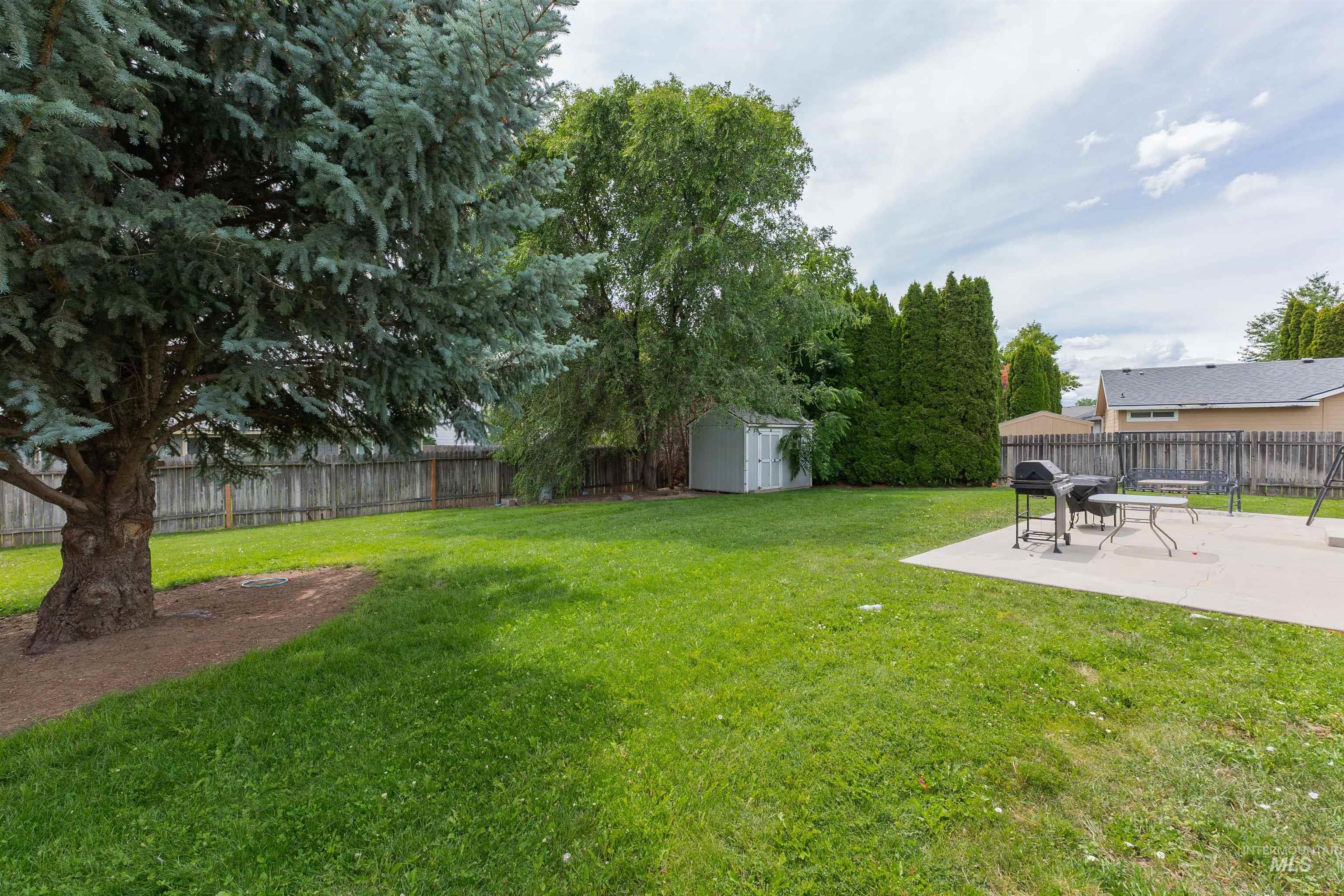 2403 Sunflower Dr. Property Photo 30