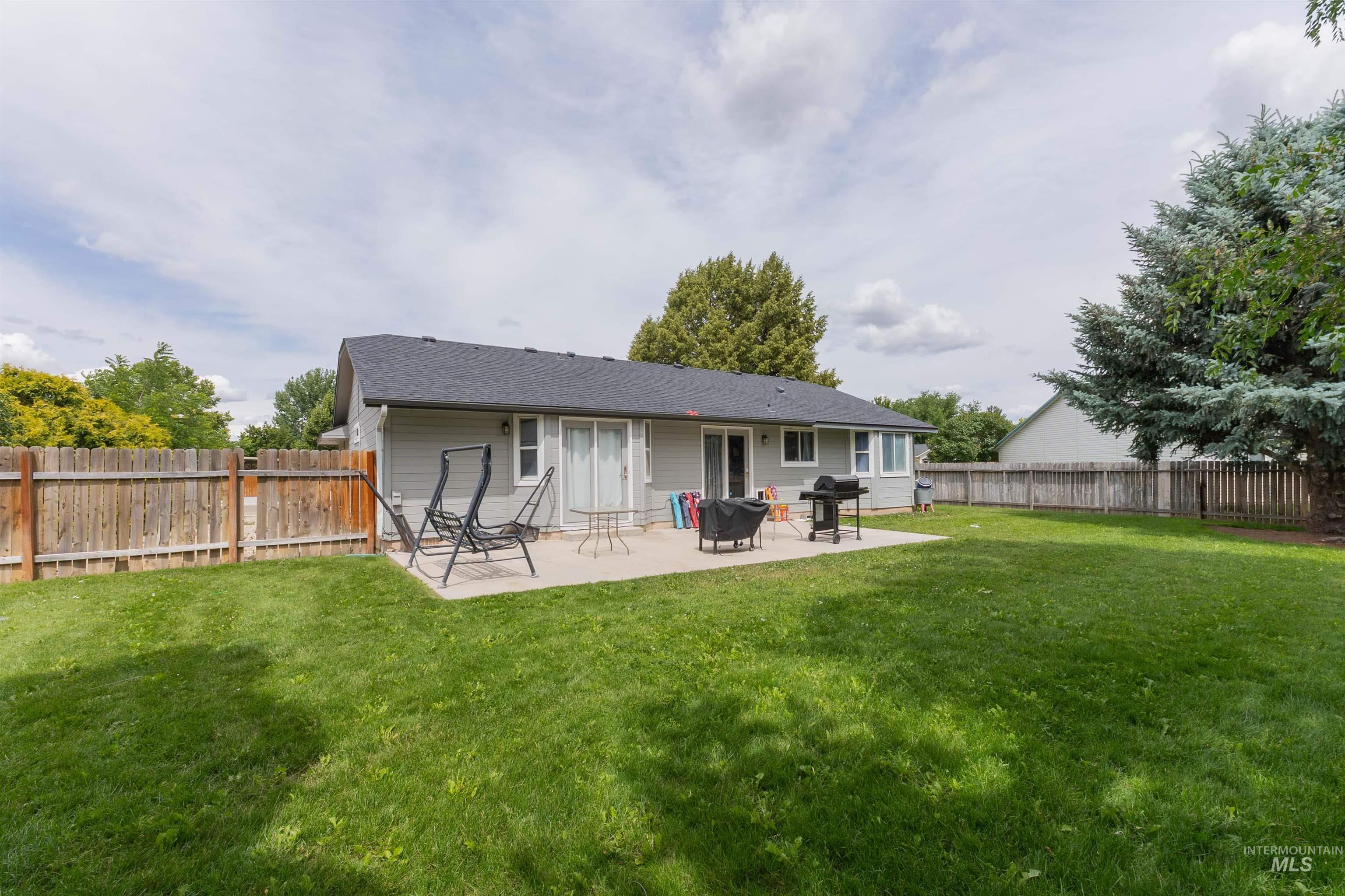 2403 Sunflower Dr. Property Photo 35