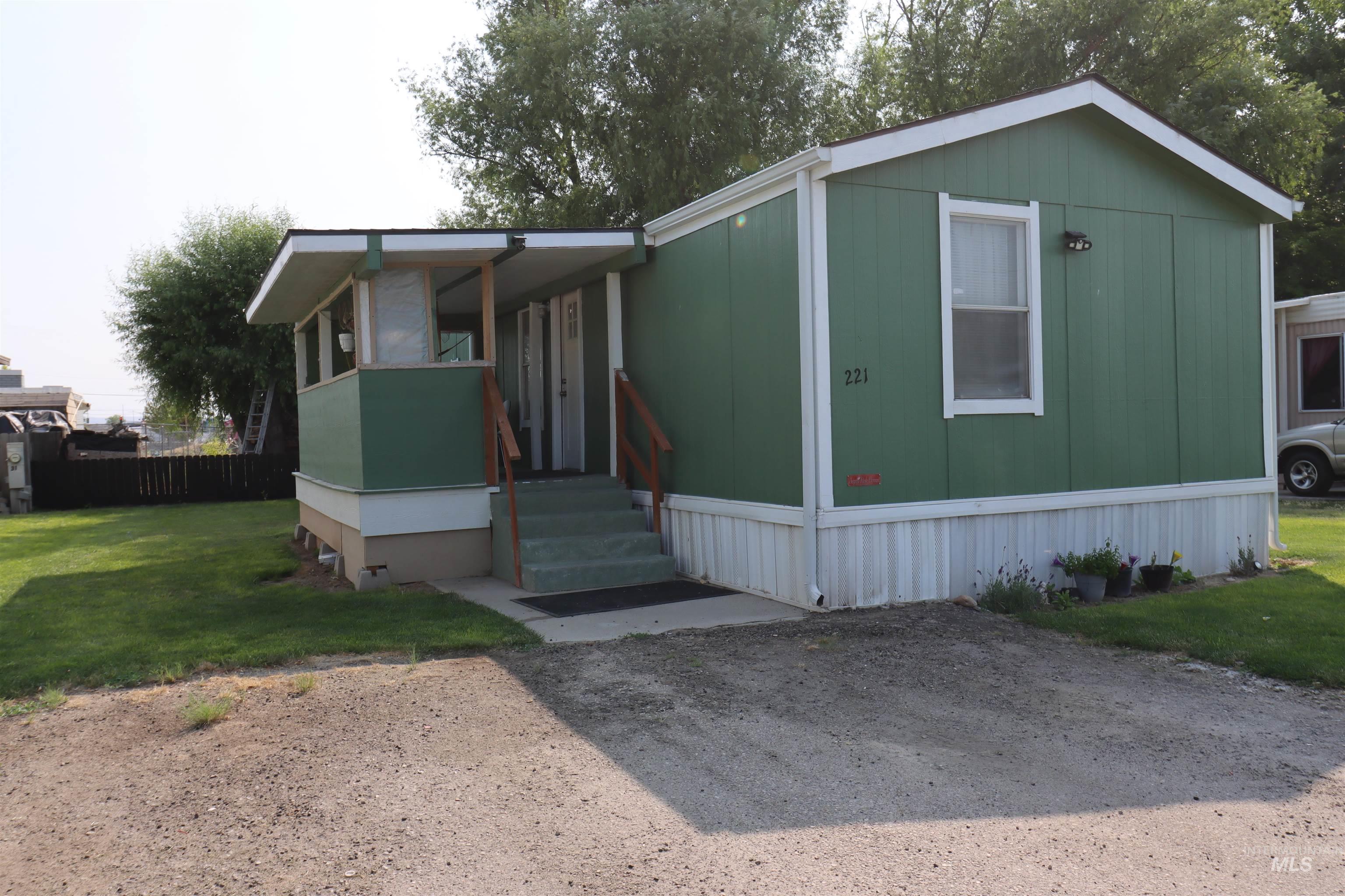 221 Friar Dr. Property Photo 1
