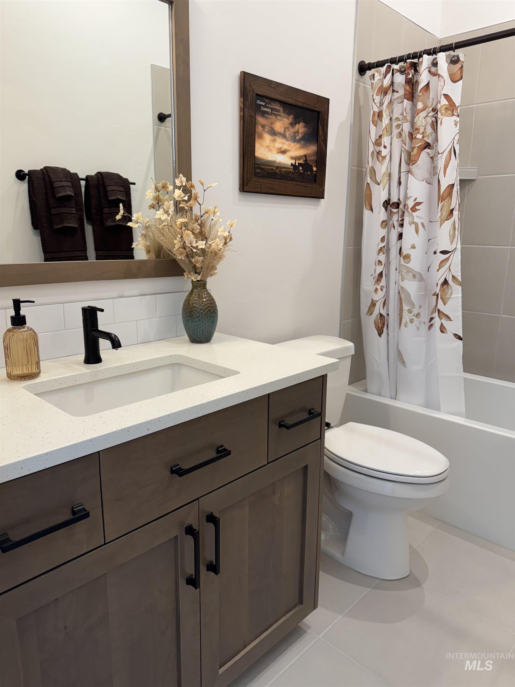 207 S Eagles Roost Way Property Photo 42