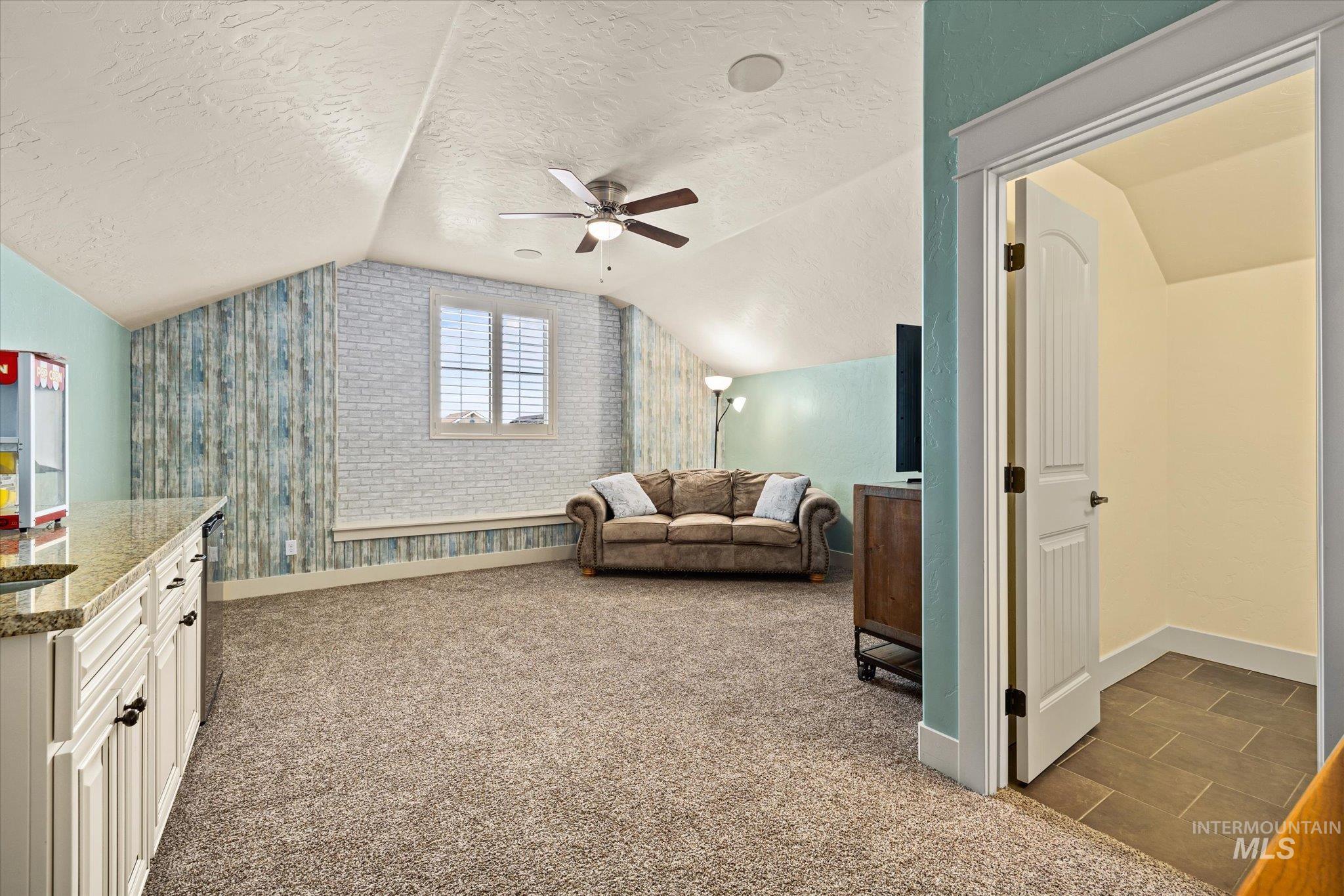 11303 W Victoria Ct Property Photo 33