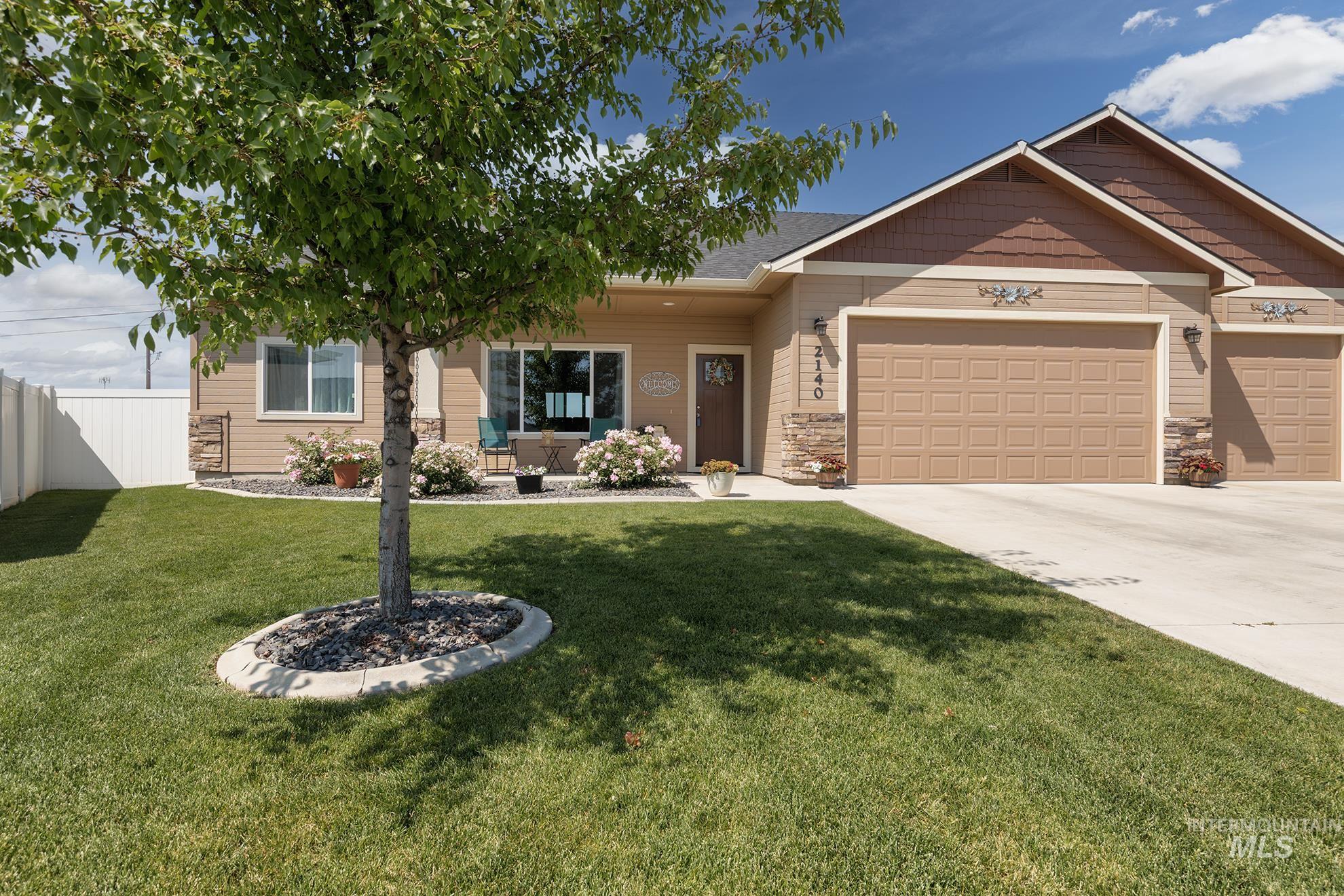 2140 Lisa Court Property Photo 1