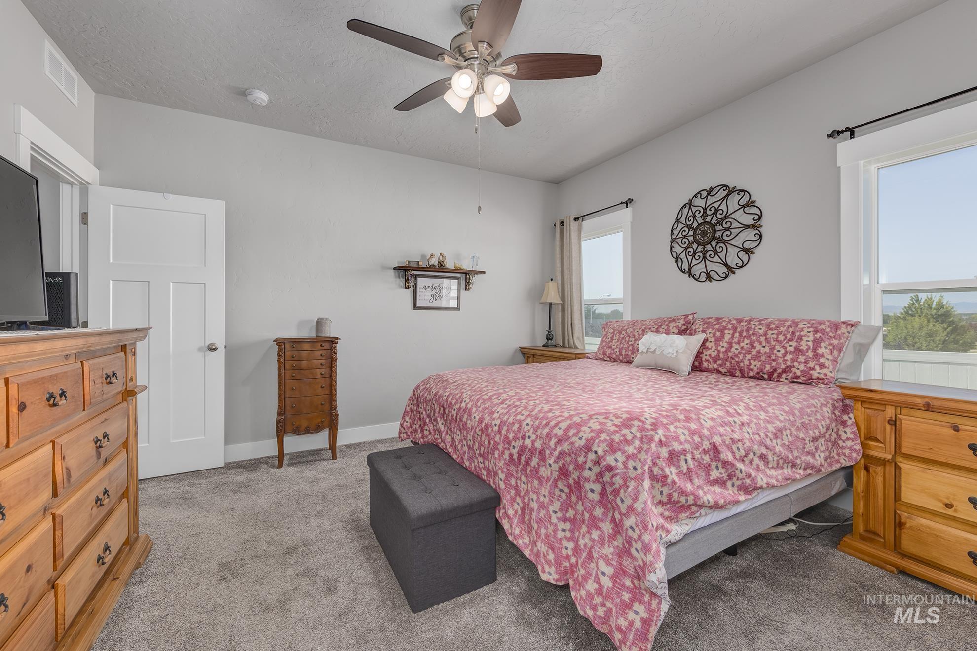2140 Lisa Court Property Photo 14