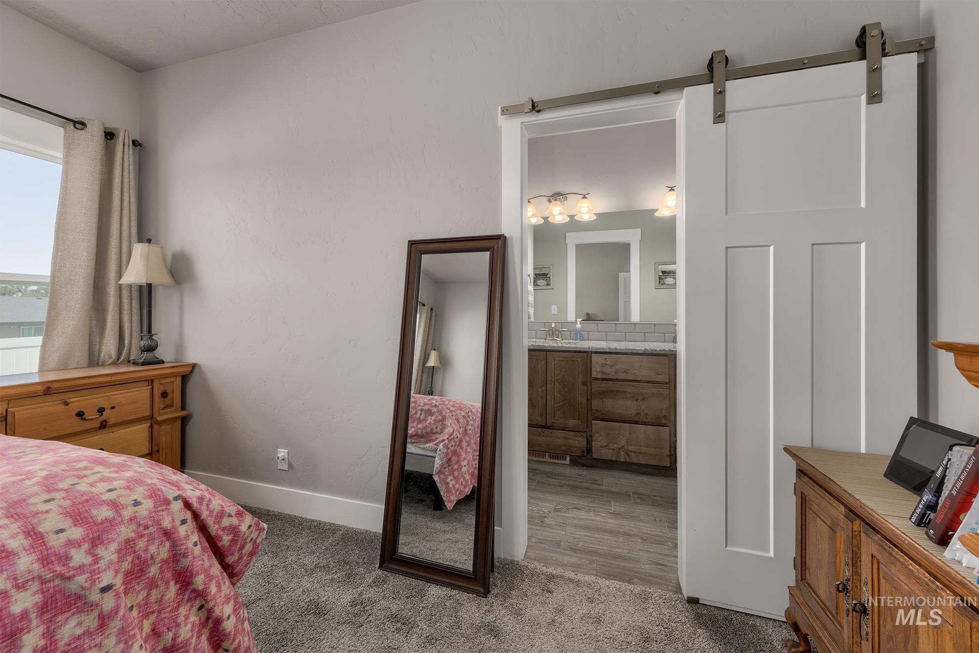 2140 Lisa Court Property Photo 16