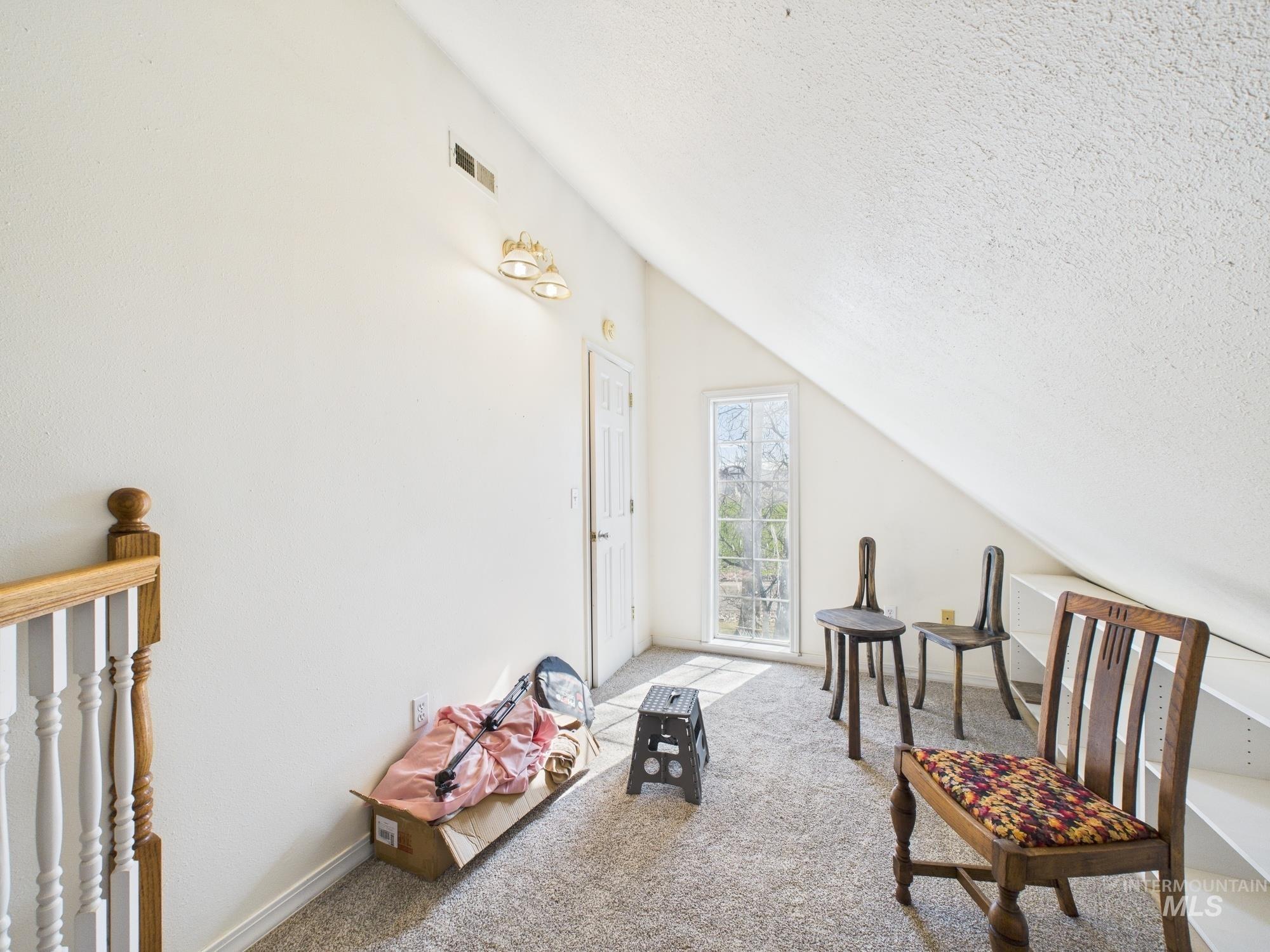 1725 W Central Road Property Photo 20